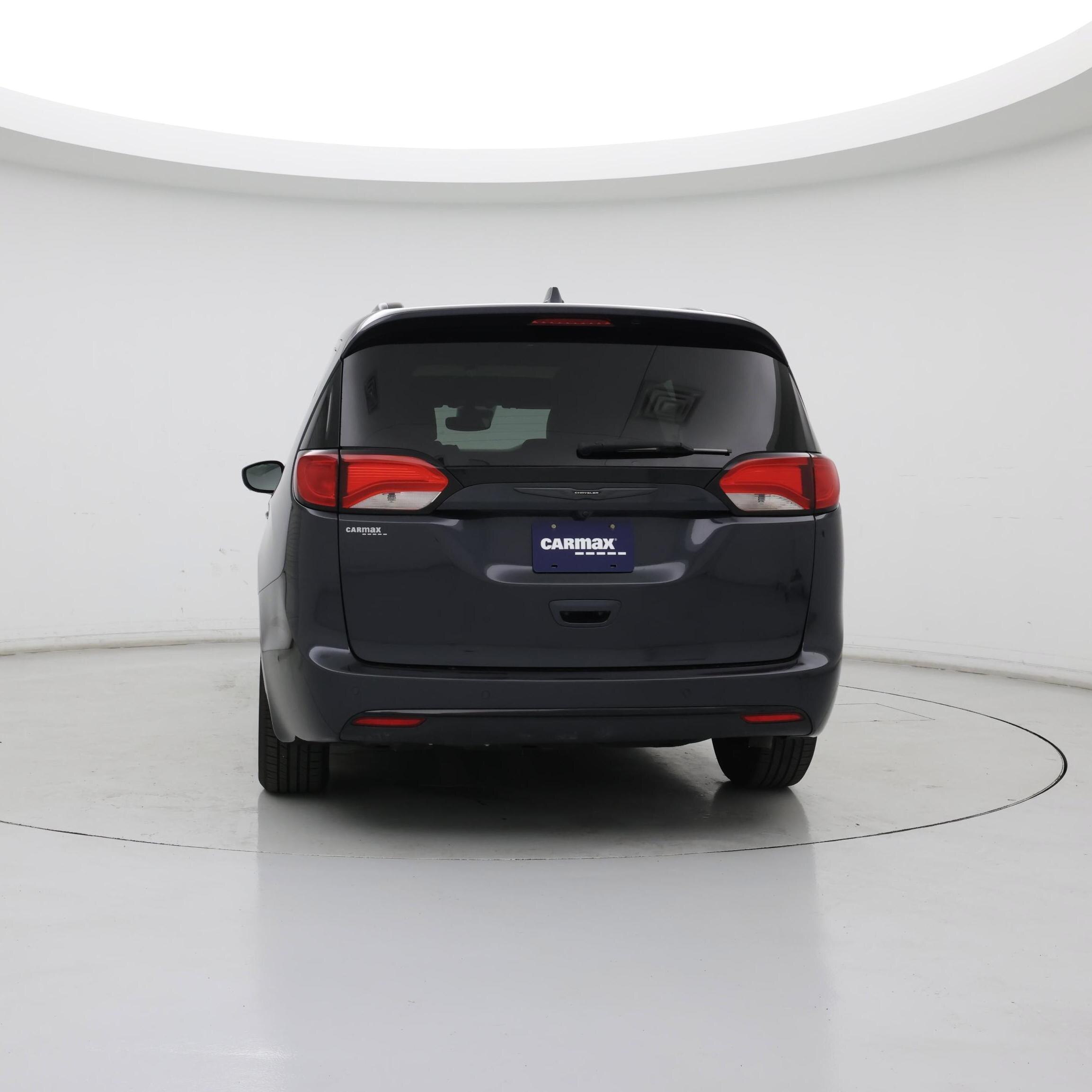Thumbnail: 2020 Chrysler Pacifica - 6