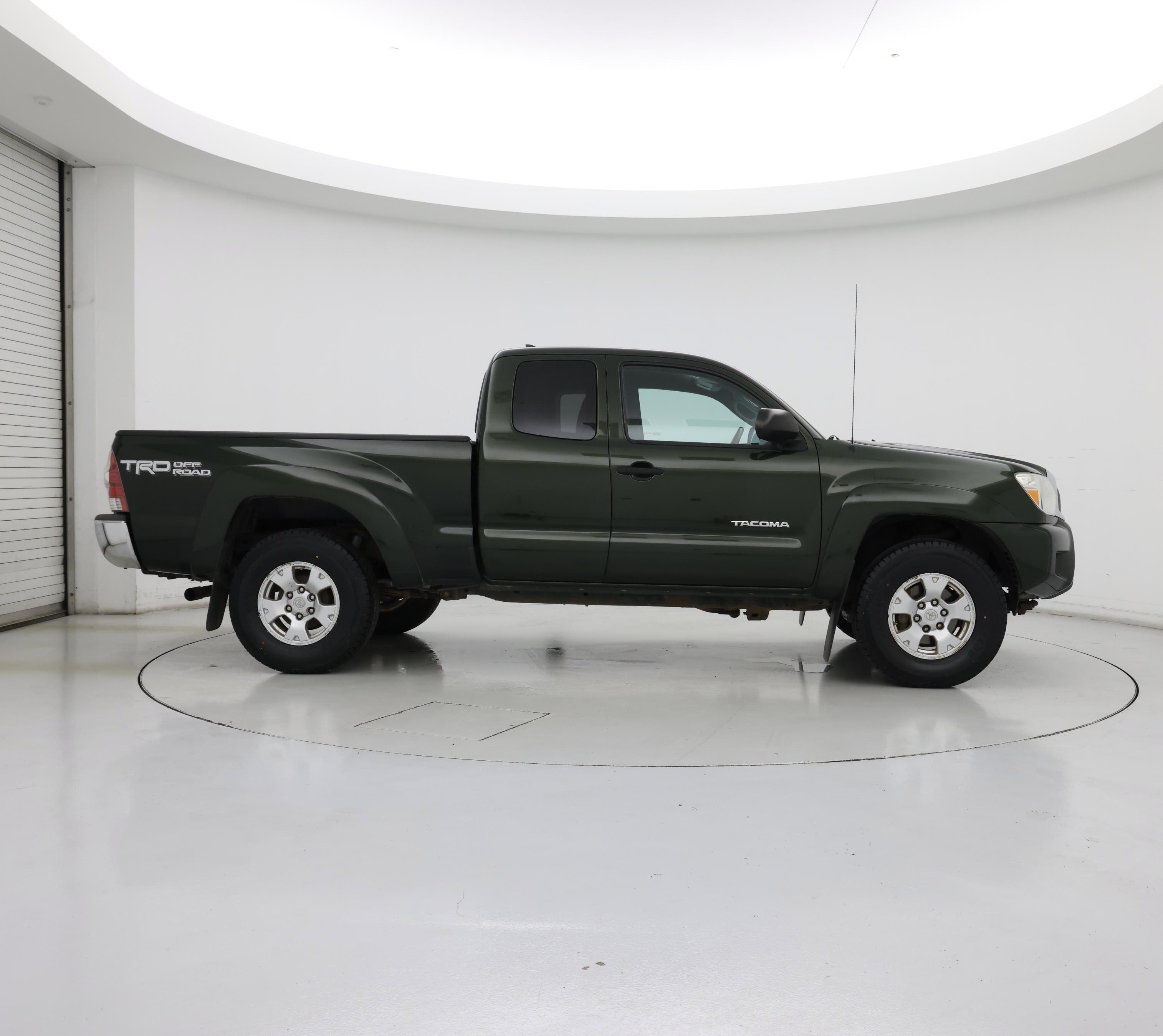 Thumbnail: 2014 Toyota Tacoma - 7