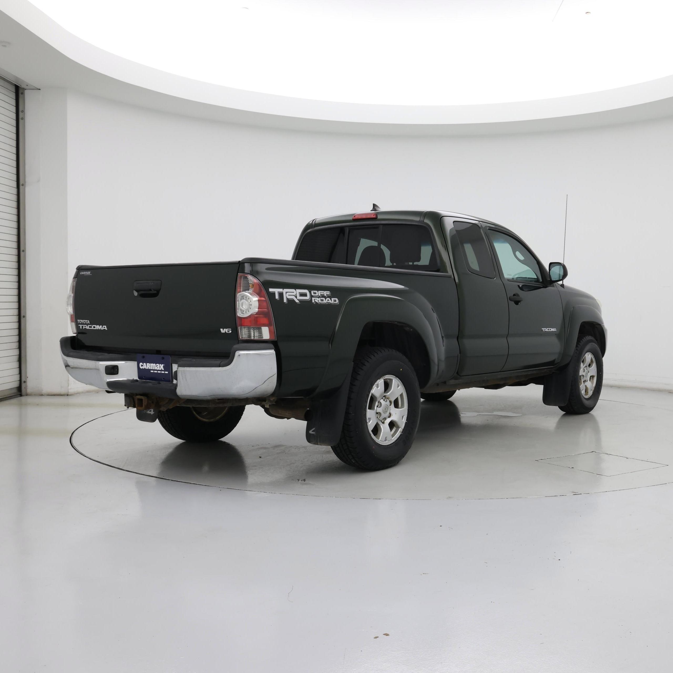 Thumbnail: 2014 Toyota Tacoma - 8