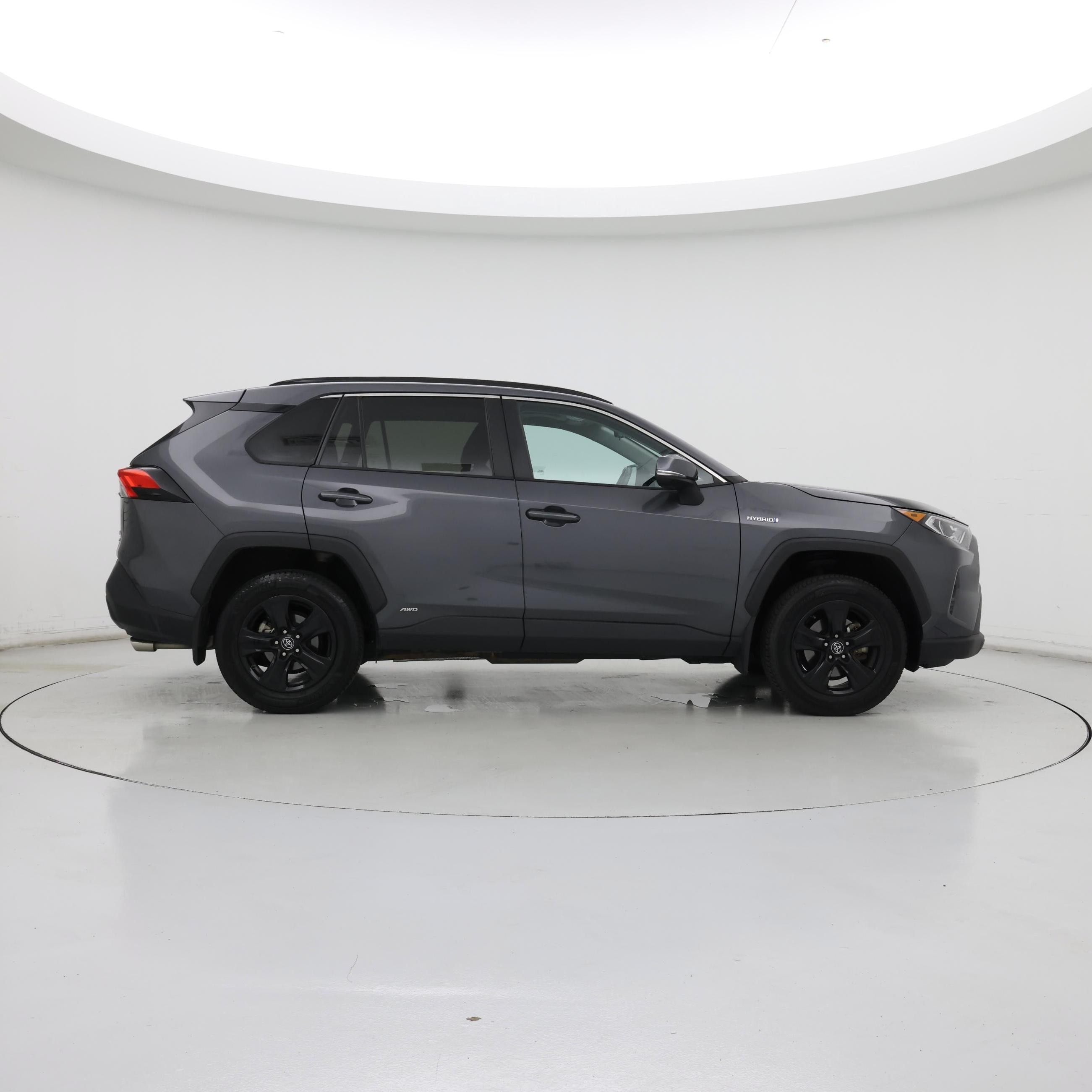 Thumbnail: 2020 Toyota RAV4 - 7