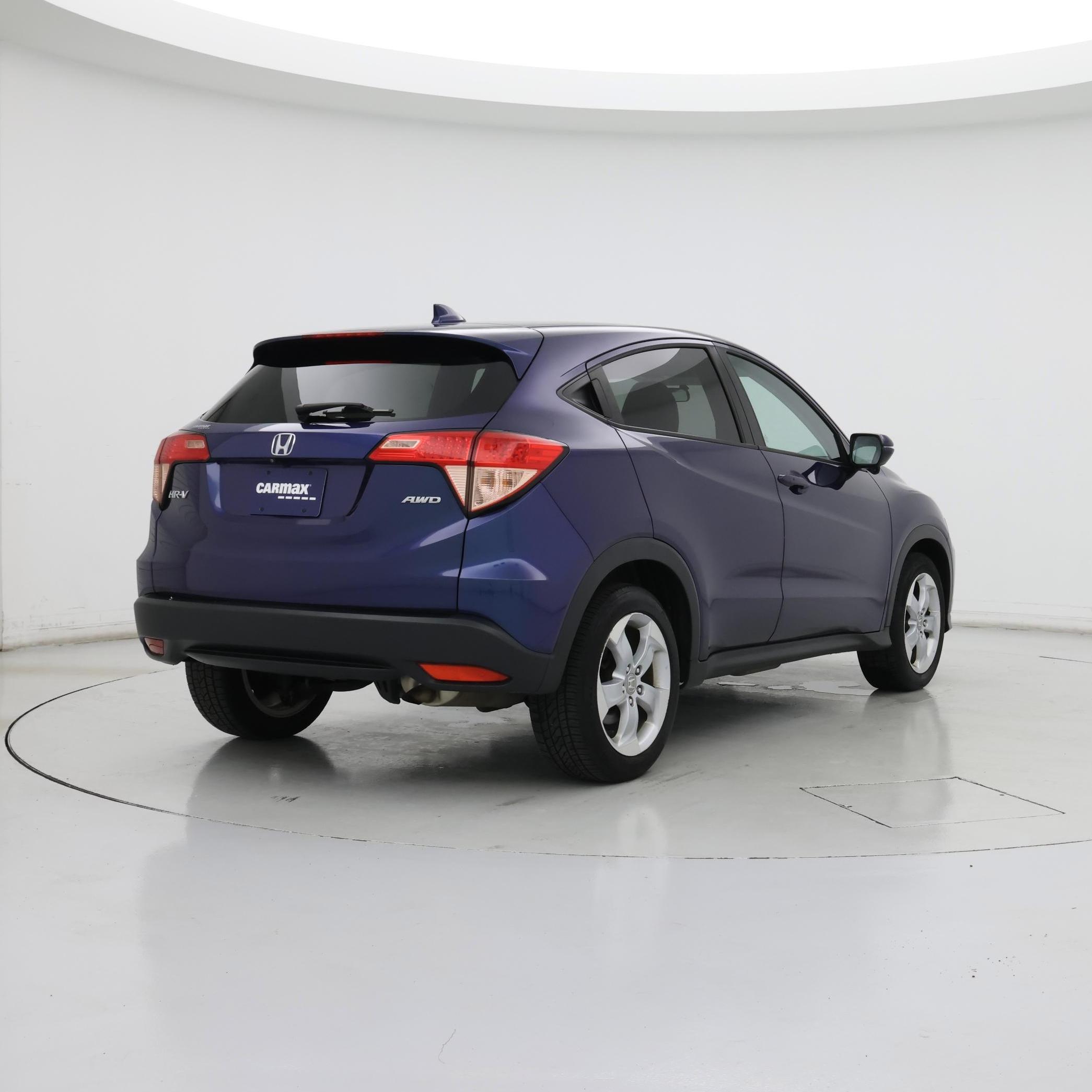 Thumbnail: 2016 Honda HR-V - 8