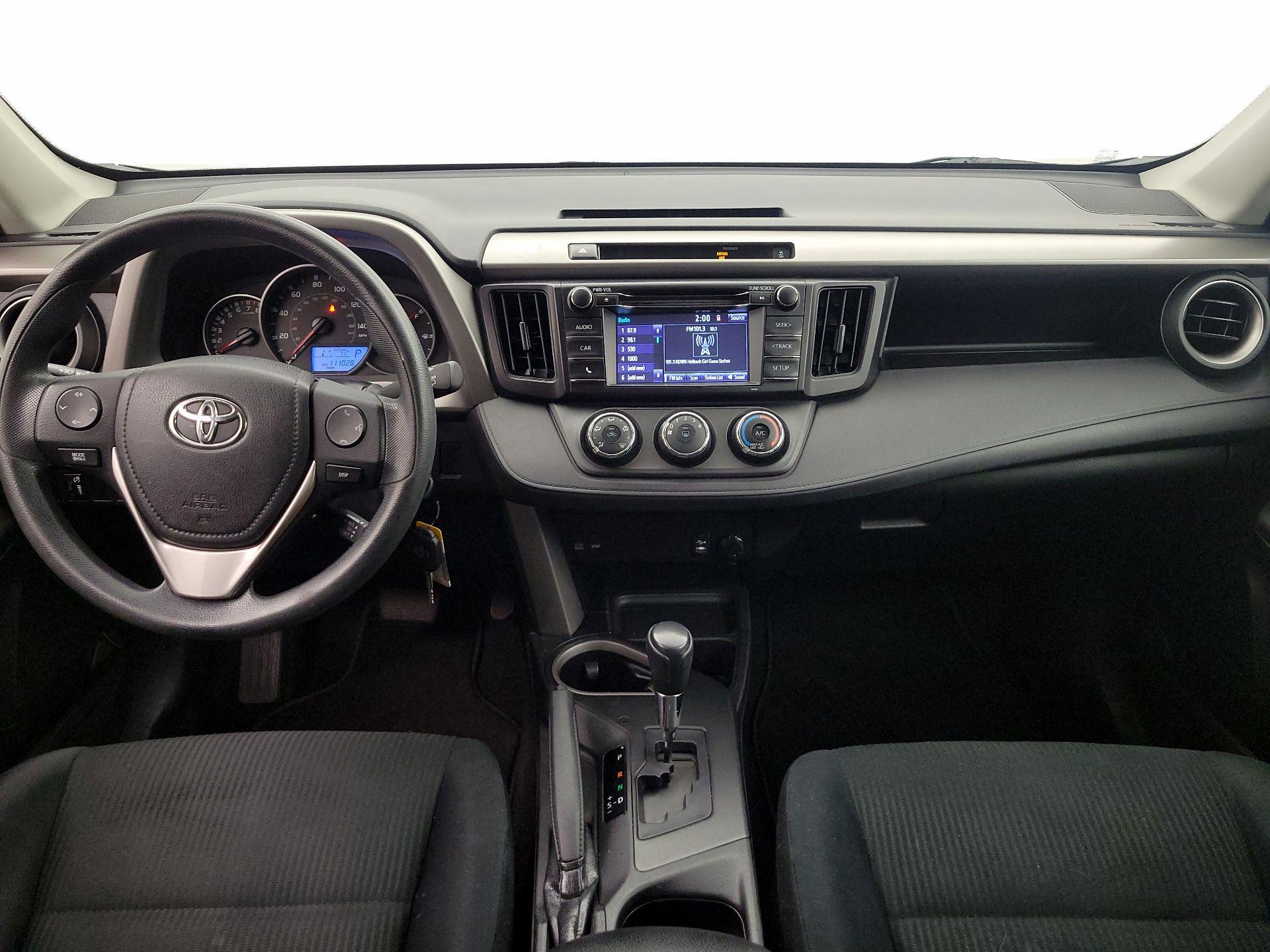 Thumbnail: 2016 Toyota RAV4 - 9