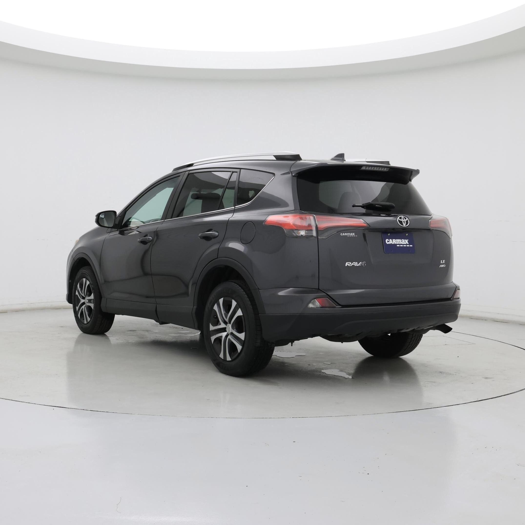 Thumbnail: 2016 Toyota RAV4 - 2