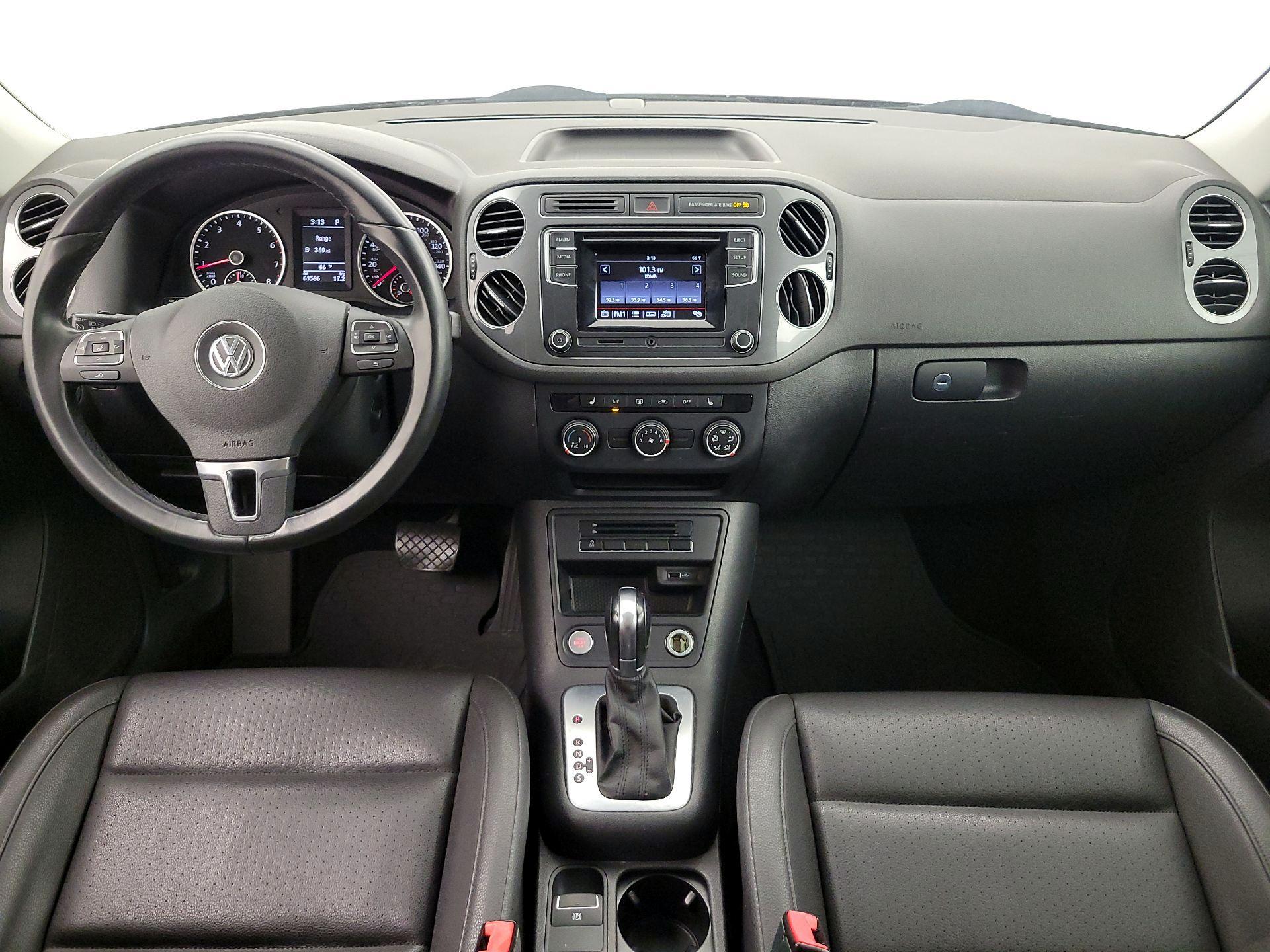 Thumbnail: 2016 Volkswagen Tiguan - 9