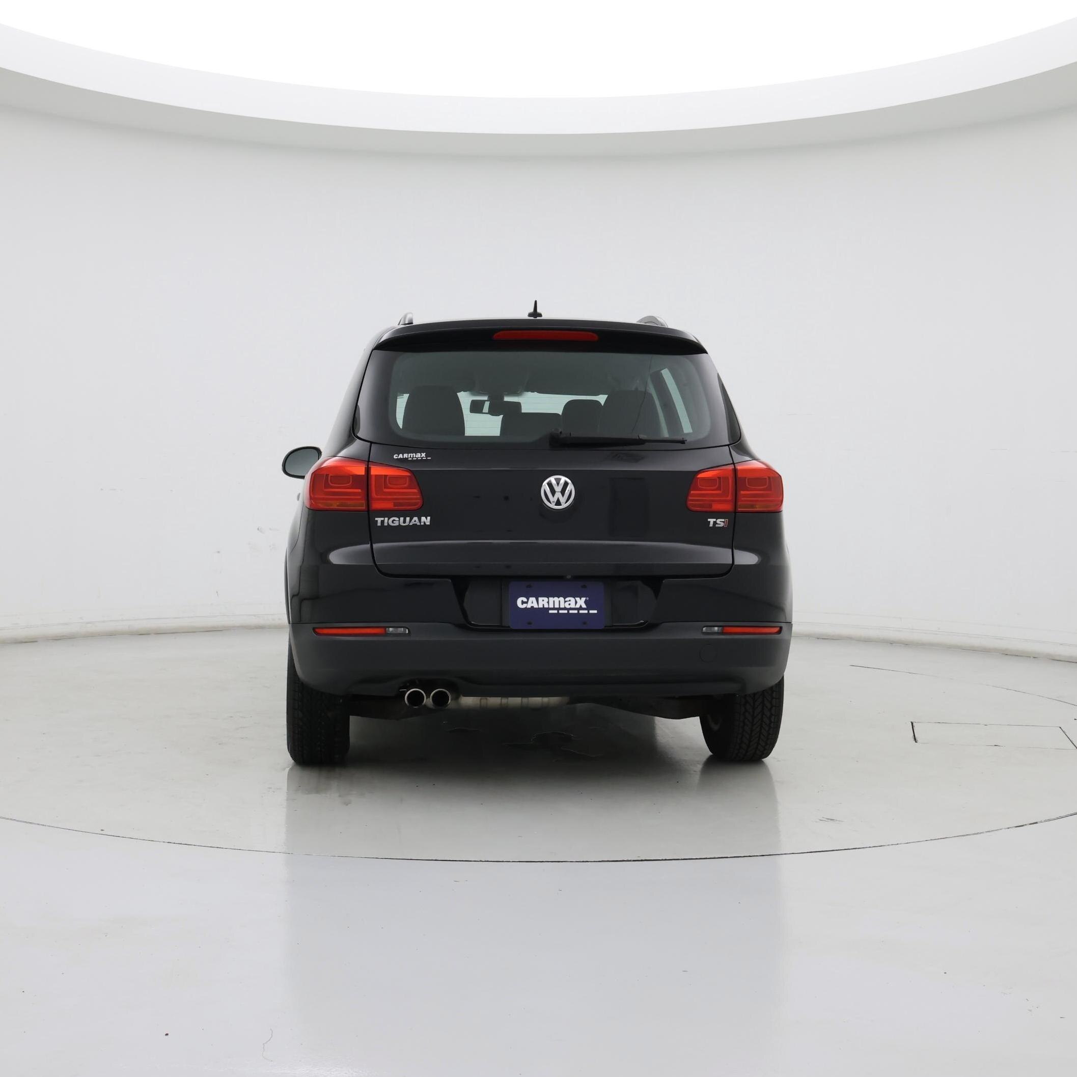 Thumbnail: 2016 Volkswagen Tiguan - 6