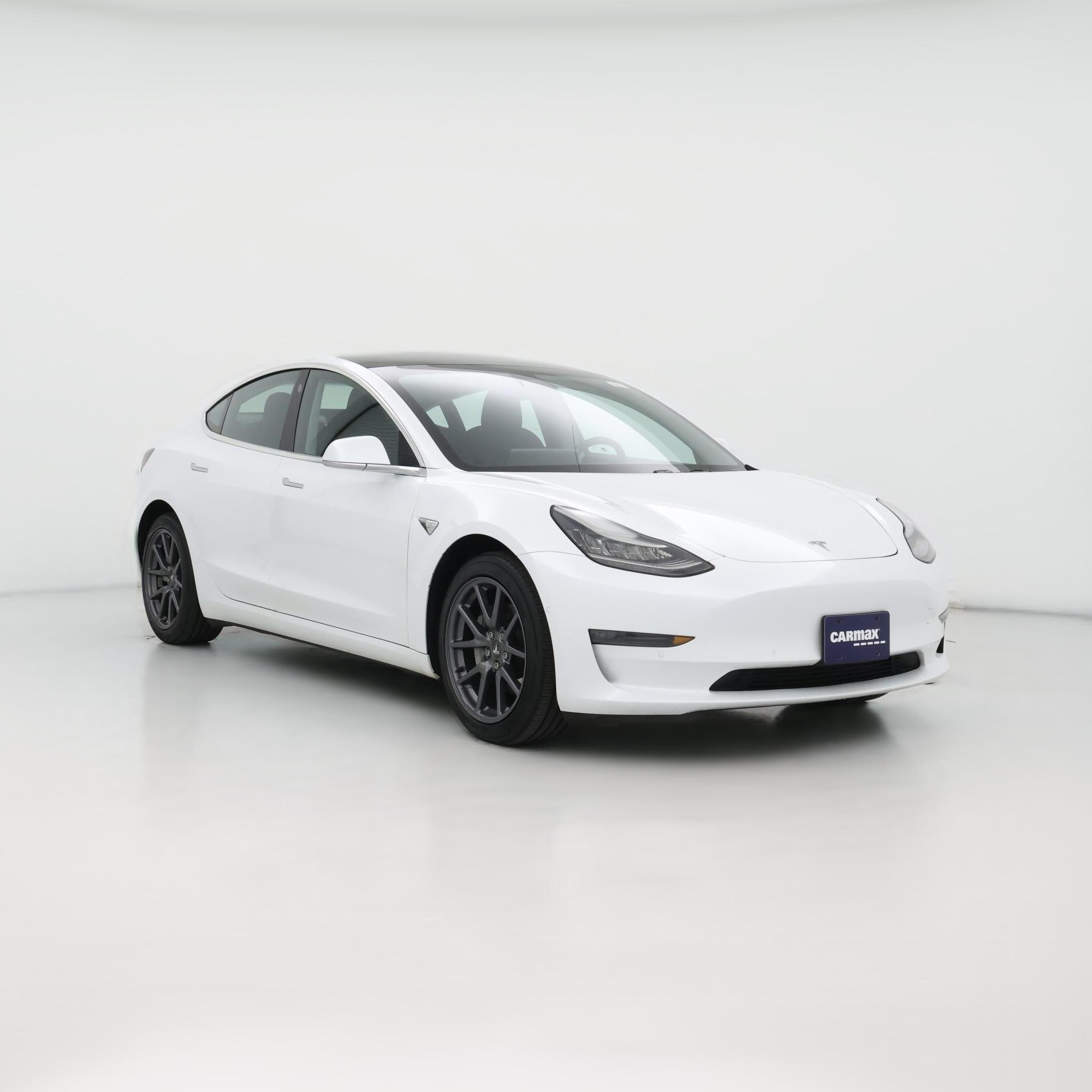 Thumbnail: 2019 Tesla Model 3 - 1