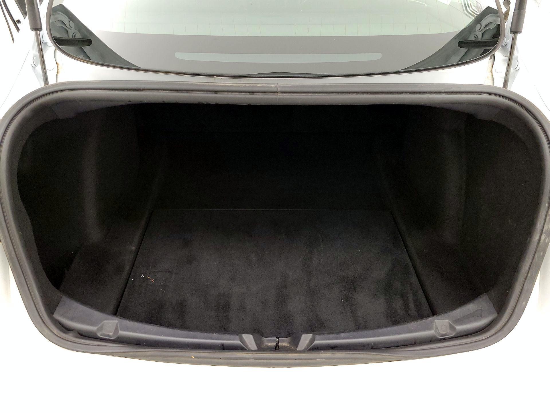 Thumbnail: 2019 Tesla Model 3 - 19