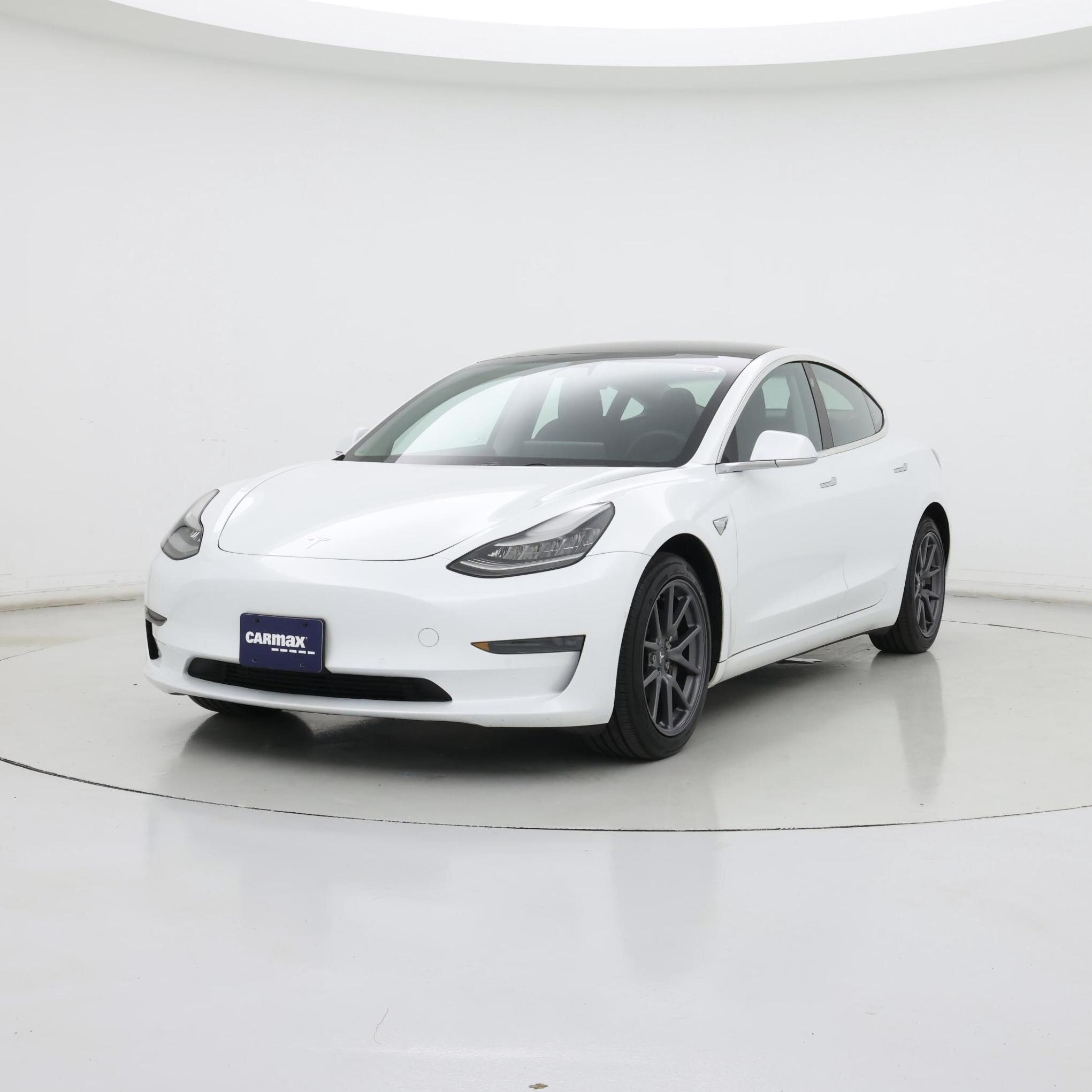 Thumbnail: 2019 Tesla Model 3 - 4