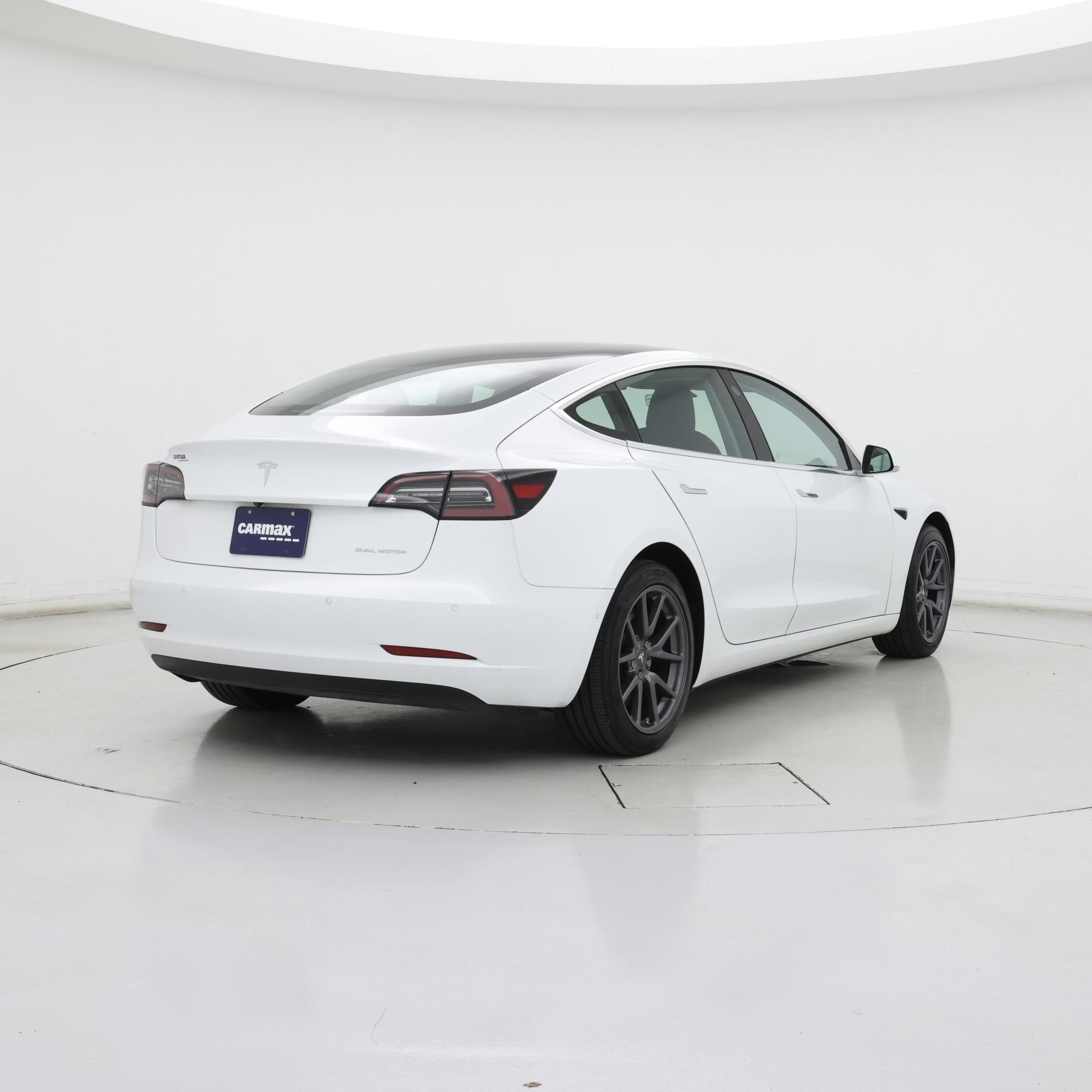 Thumbnail: 2019 Tesla Model 3 - 8