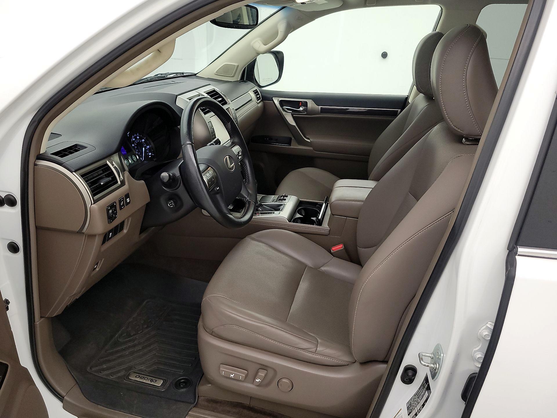 Thumbnail: 2018 Lexus GX - 11