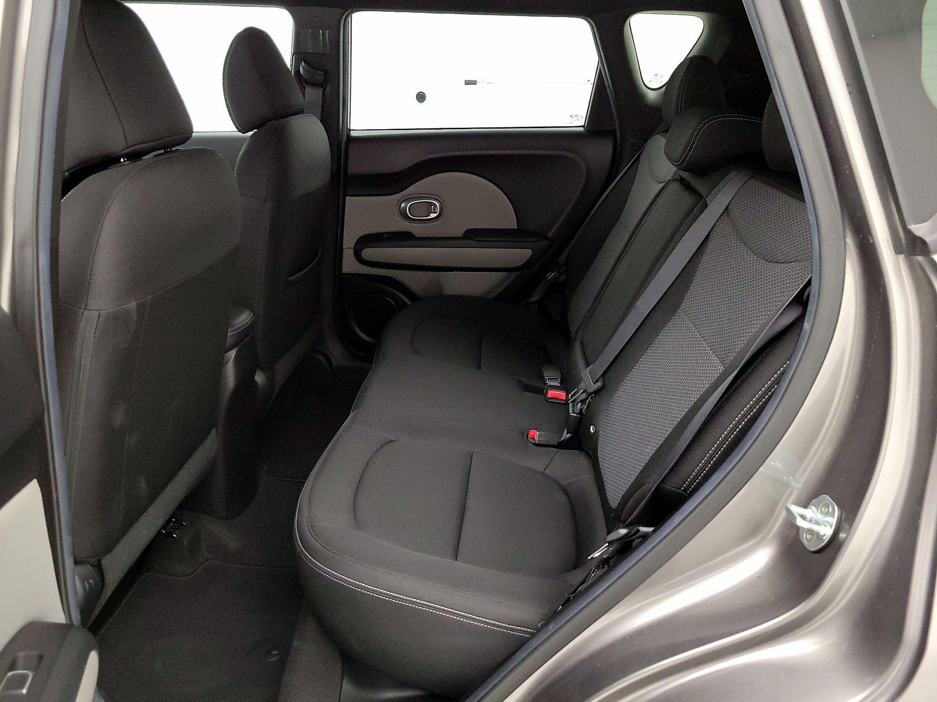 Thumbnail: 2017 Kia Soul - 19