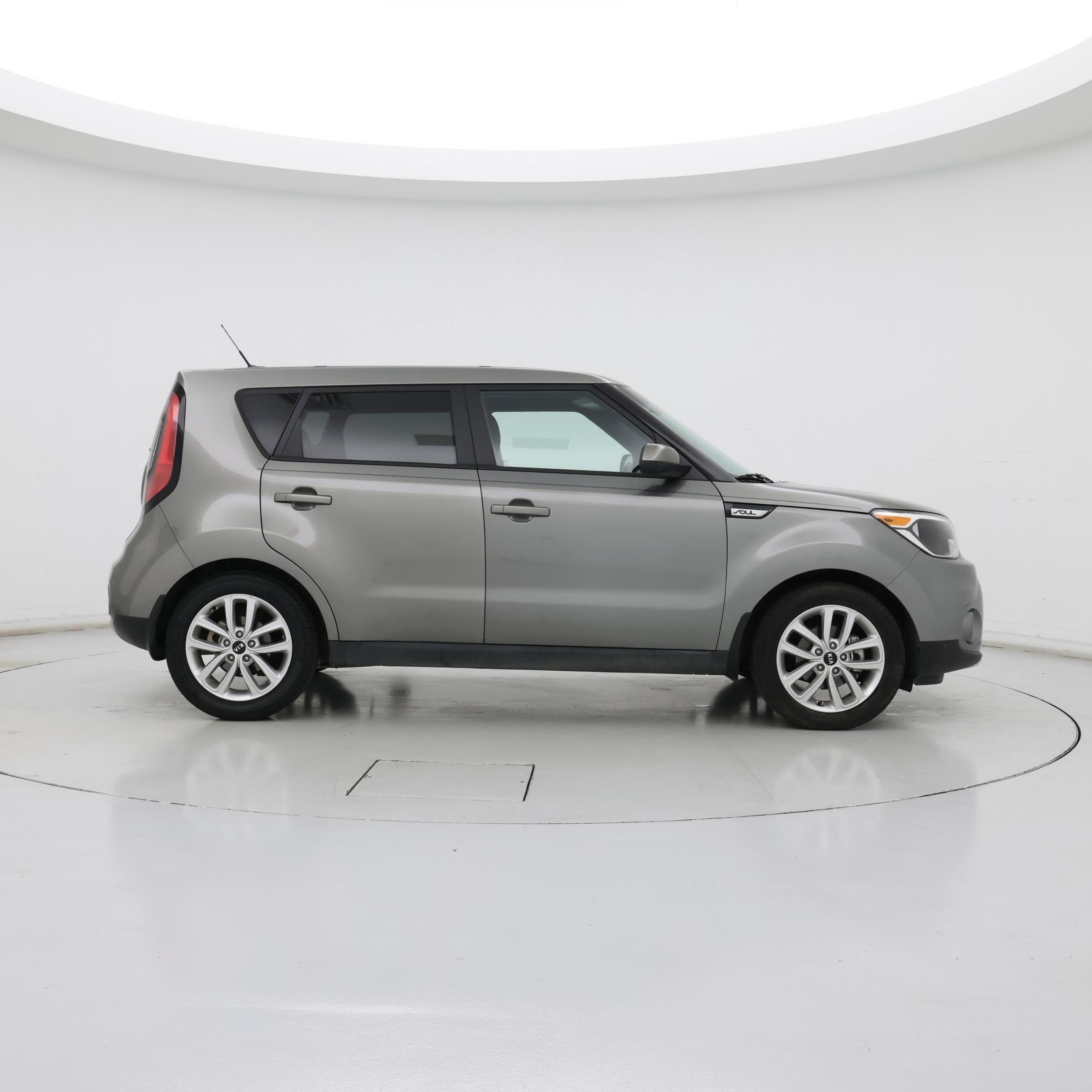 Thumbnail: 2017 Kia Soul - 7