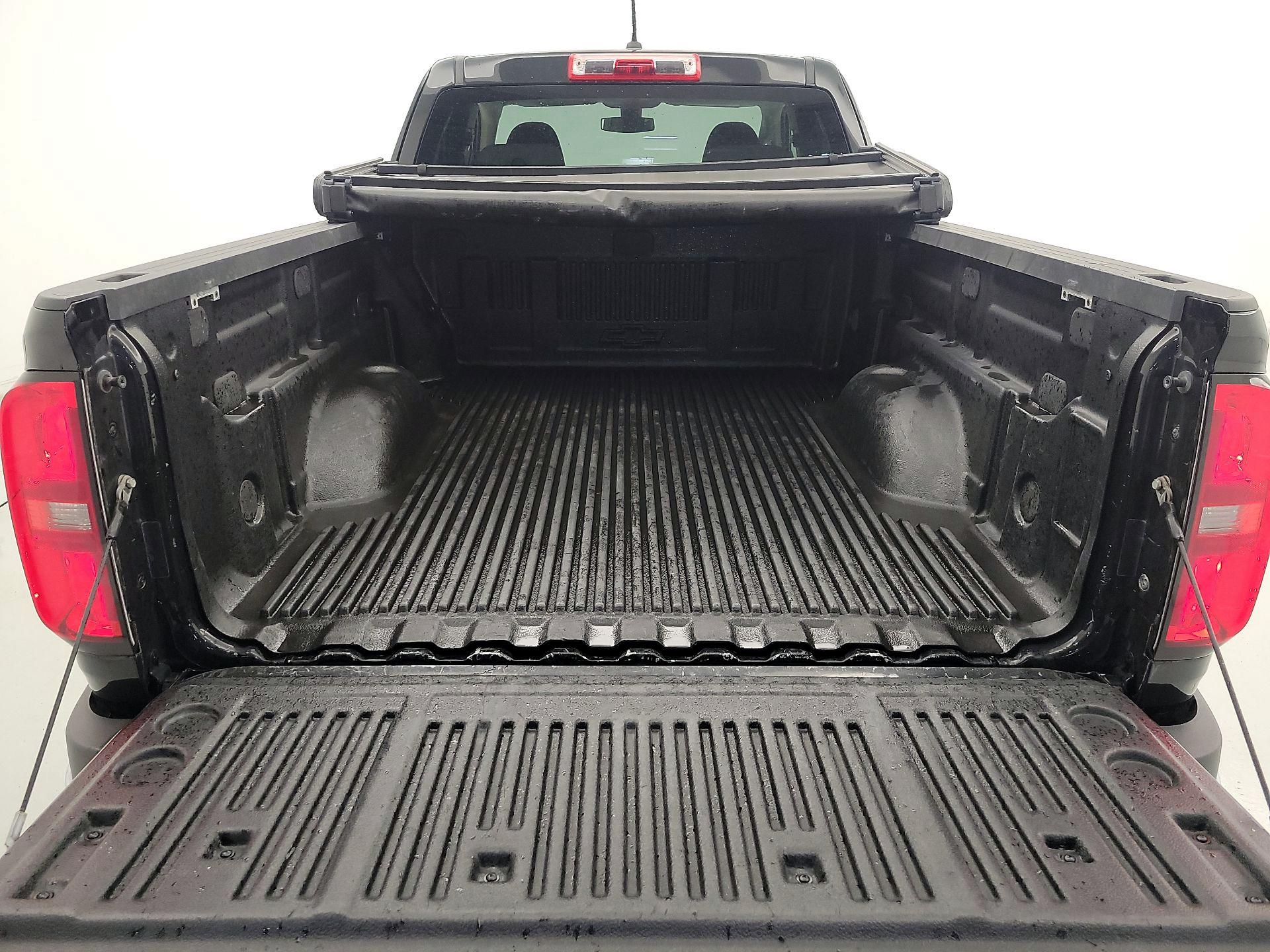 Thumbnail: 2015 Chevrolet Colorado - 20