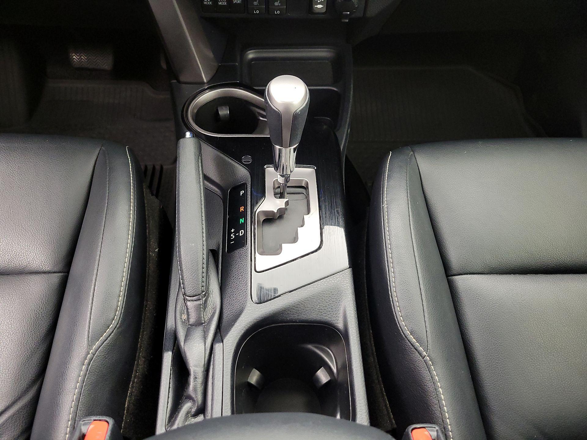 Thumbnail: 2016 Toyota RAV4 - 18