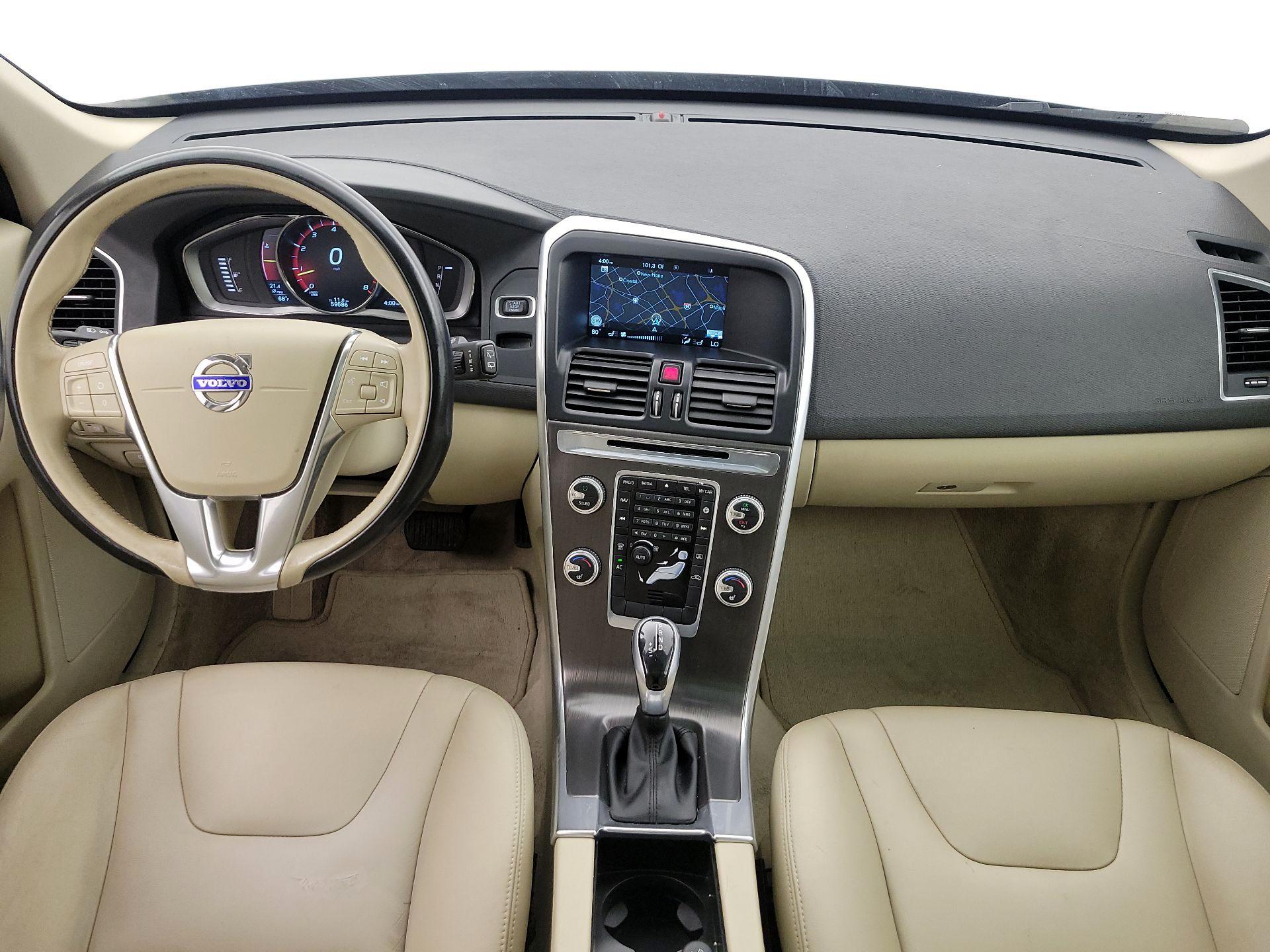 Thumbnail: 2016 Volvo XC60 - 9