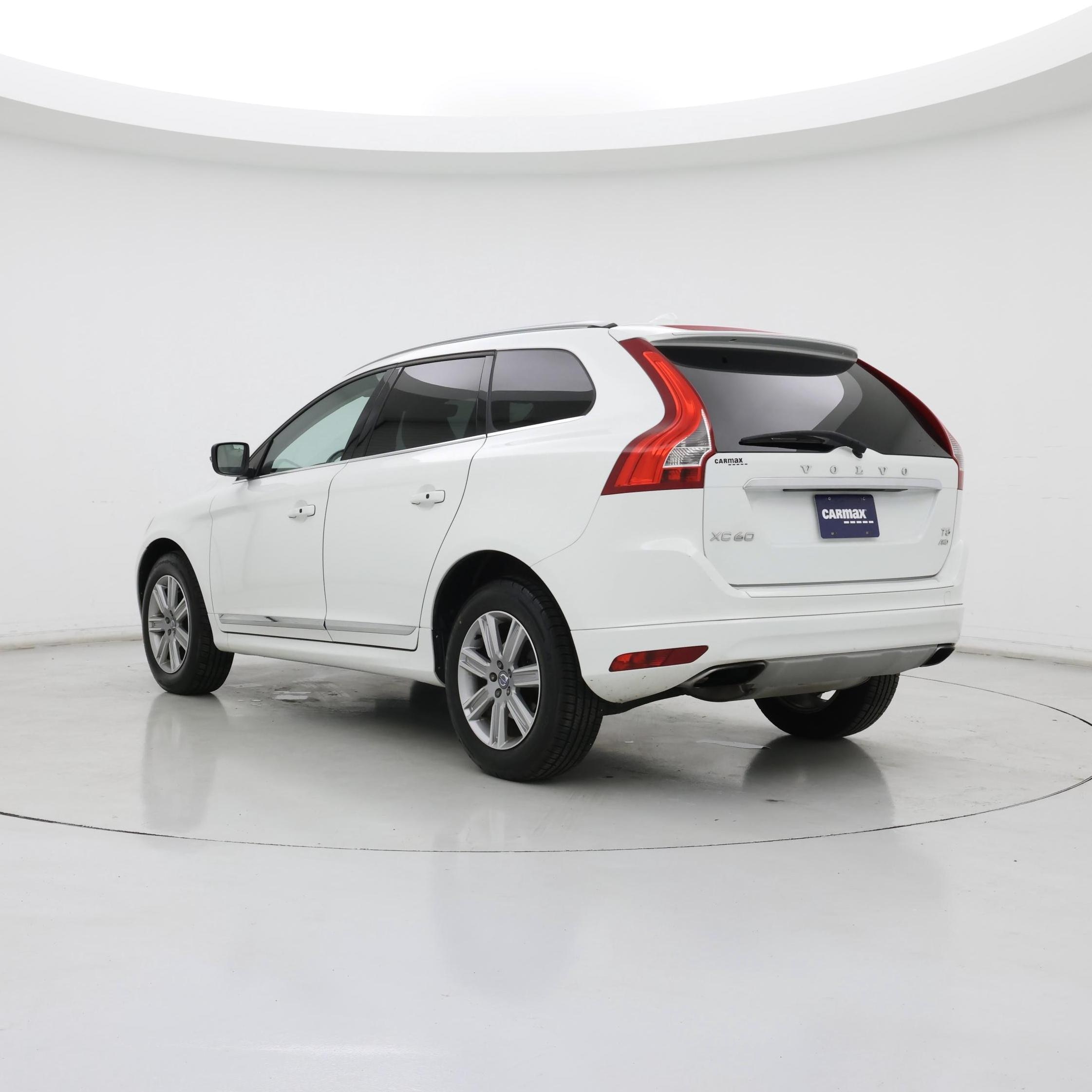 Thumbnail: 2016 Volvo XC60 - 2