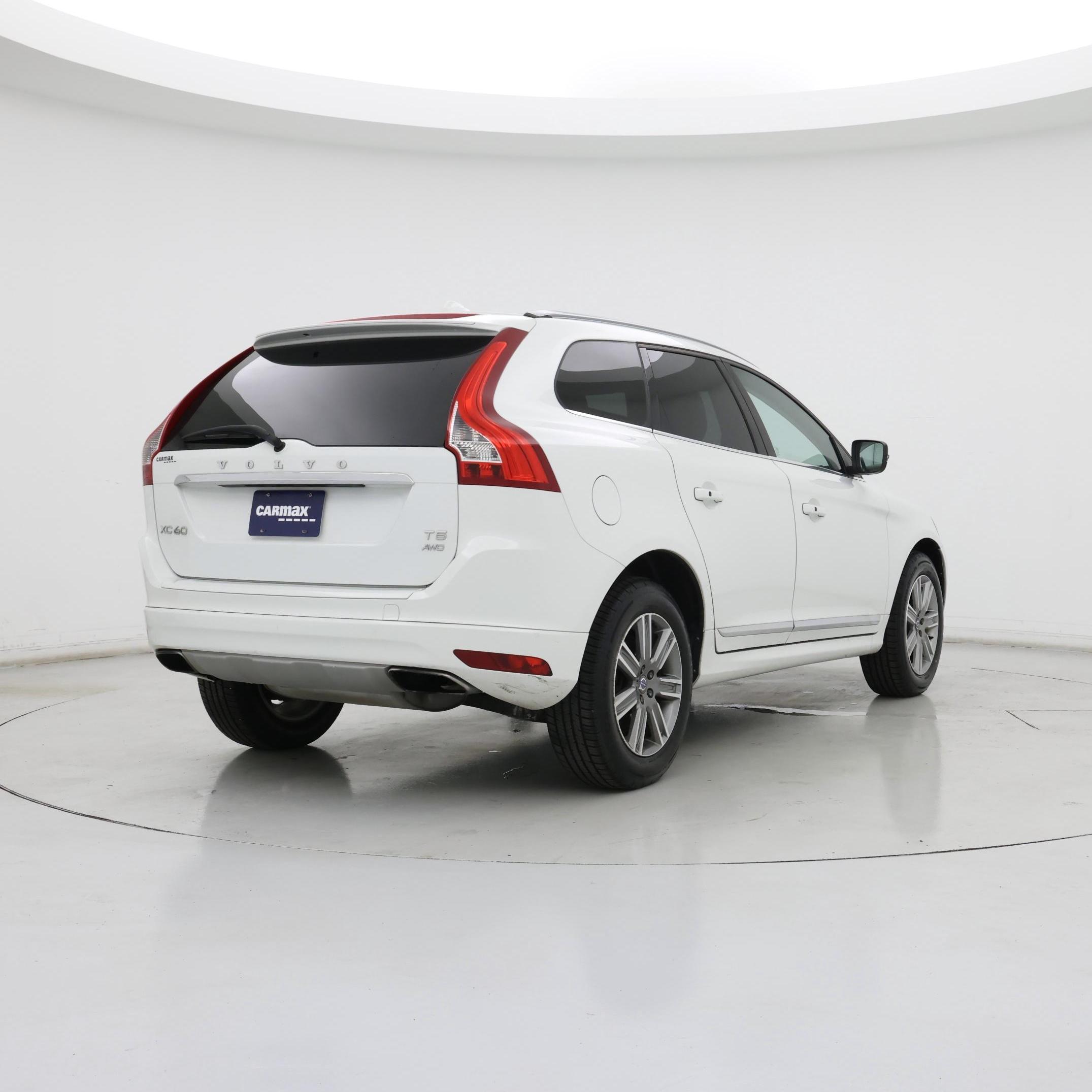 Thumbnail: 2016 Volvo XC60 - 8