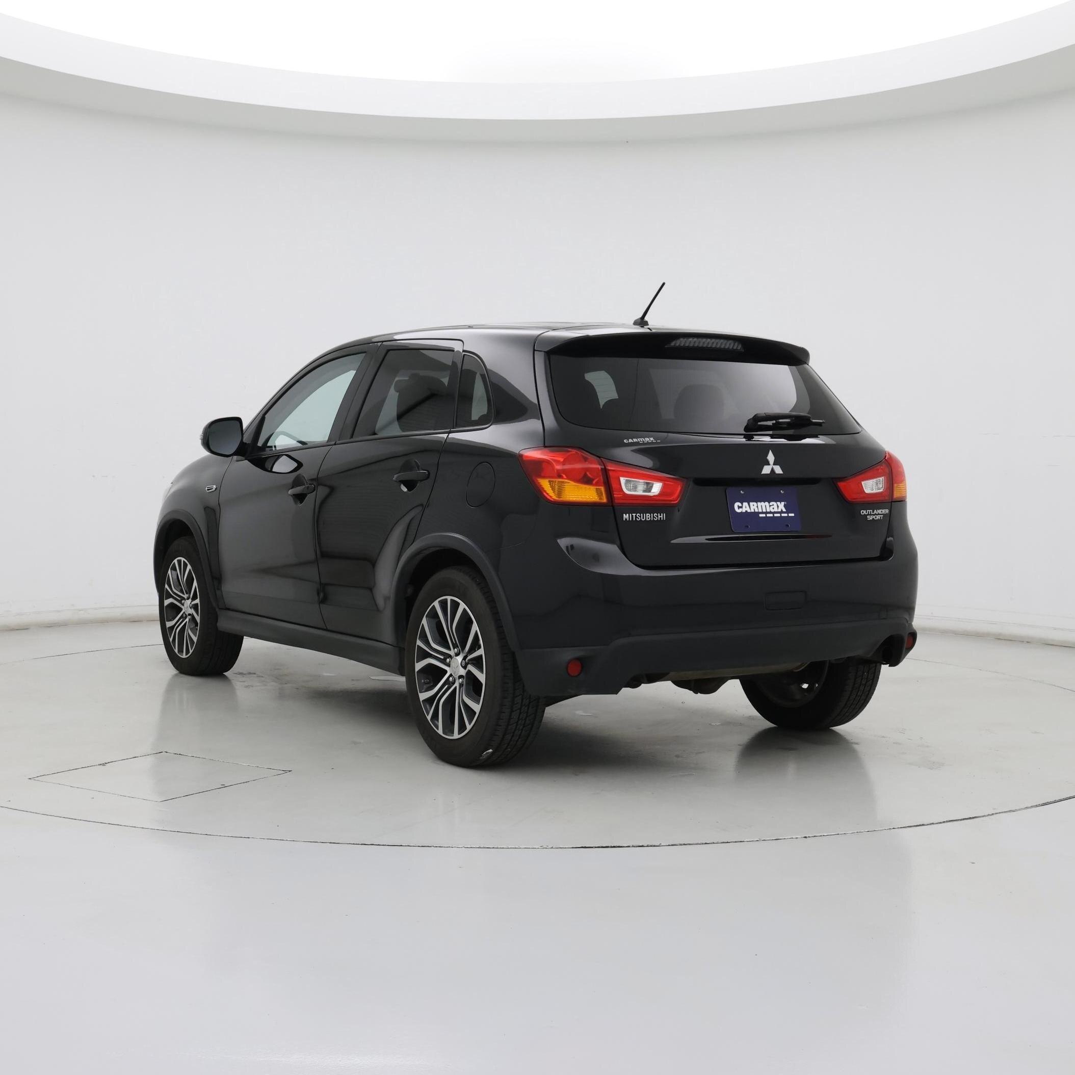 Thumbnail: 2016 Mitsubishi Outlander Sport - 2
