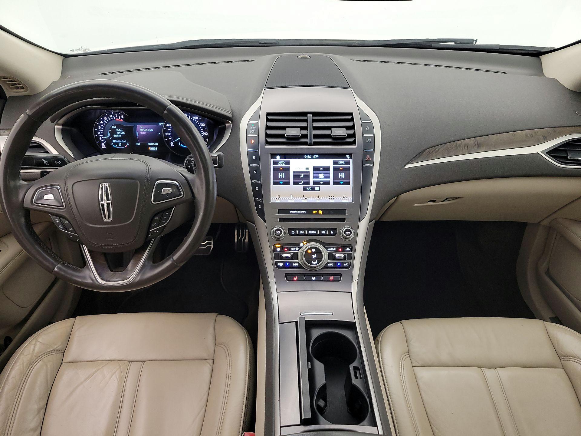 Thumbnail: 2017 Lincoln MKZ - 9