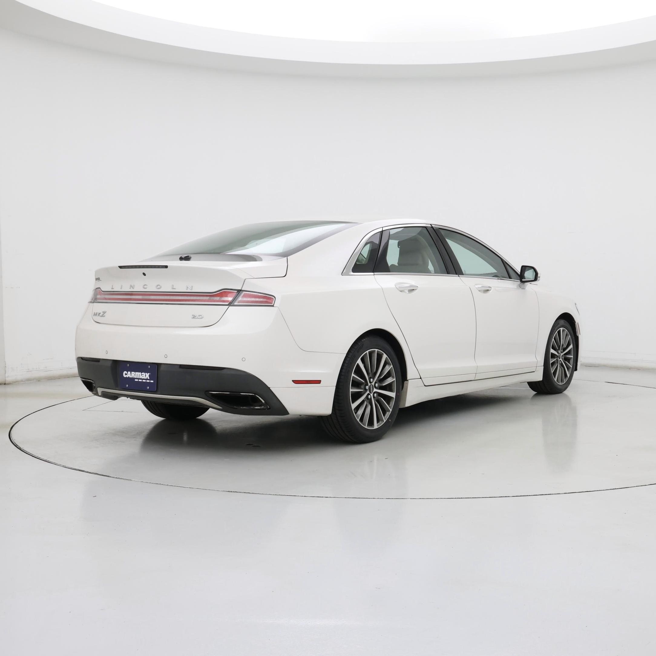 Thumbnail: 2017 Lincoln MKZ - 8