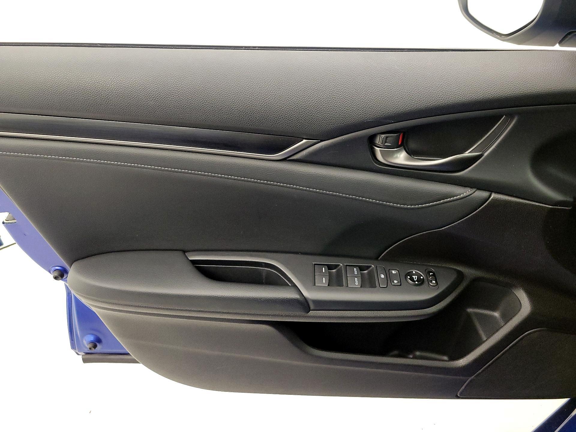 Thumbnail: 2020 Honda Civic - 12