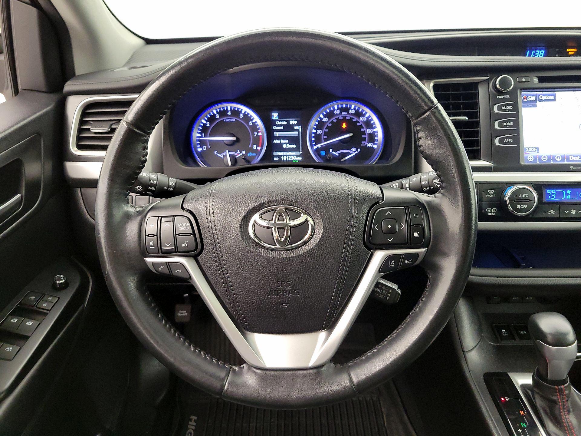 Thumbnail: 2019 Toyota Highlander - 10
