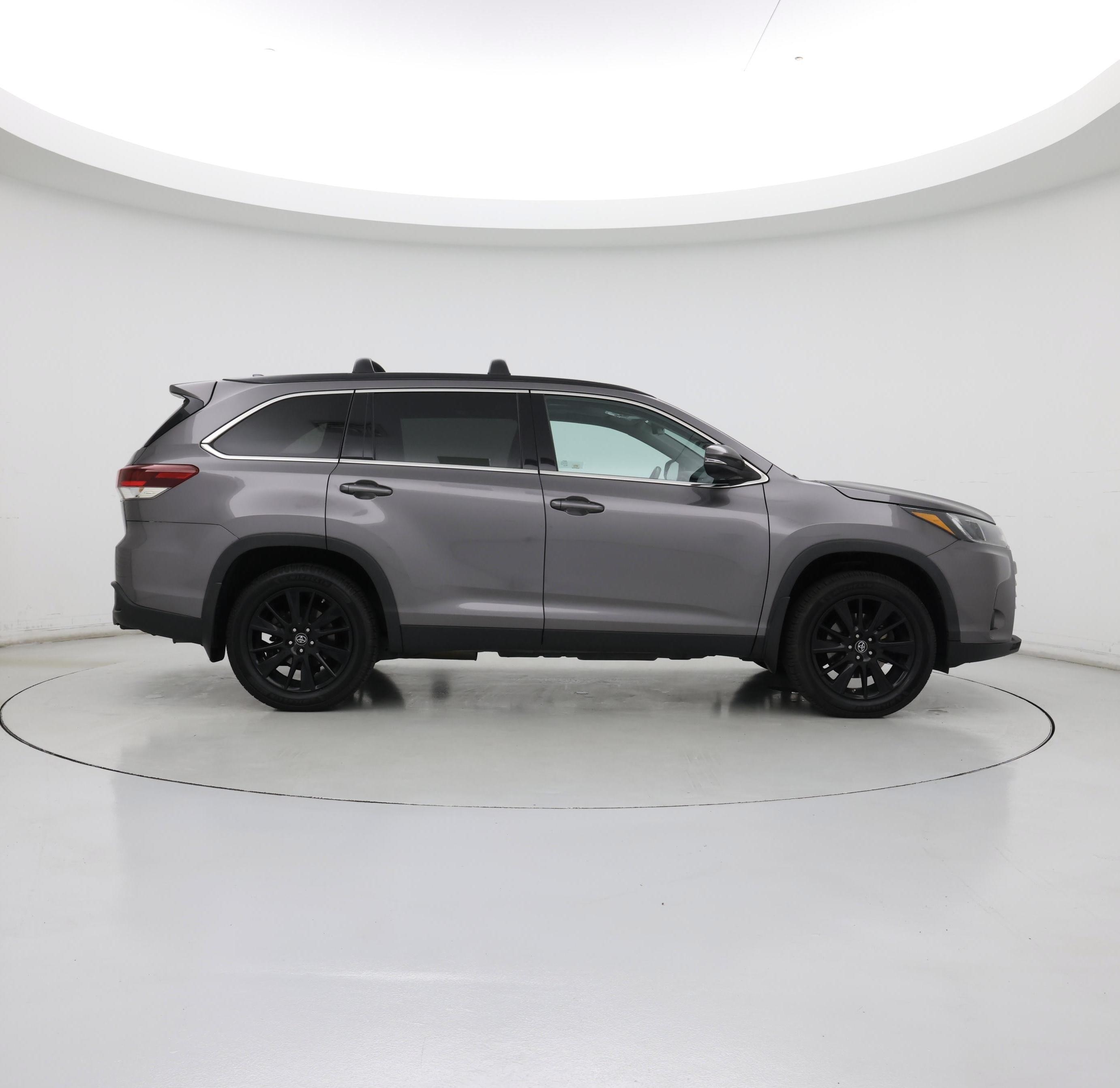 Thumbnail: 2019 Toyota Highlander - 7