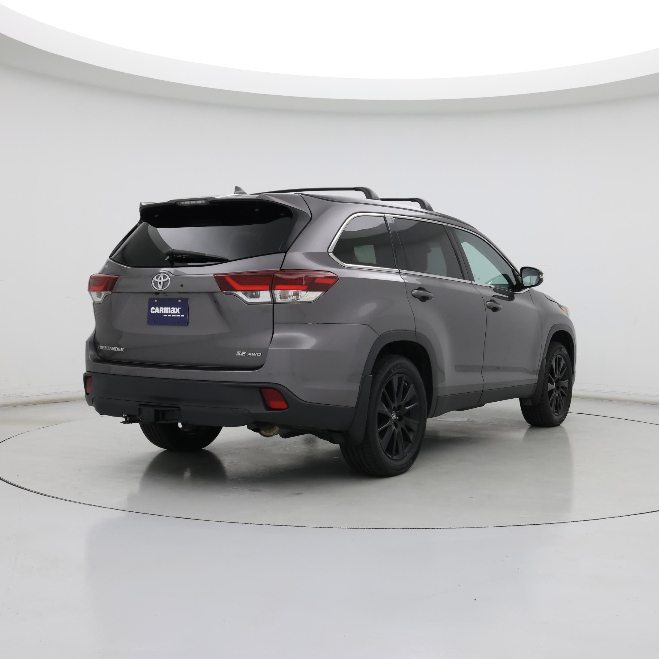 Thumbnail: 2019 Toyota Highlander - 8