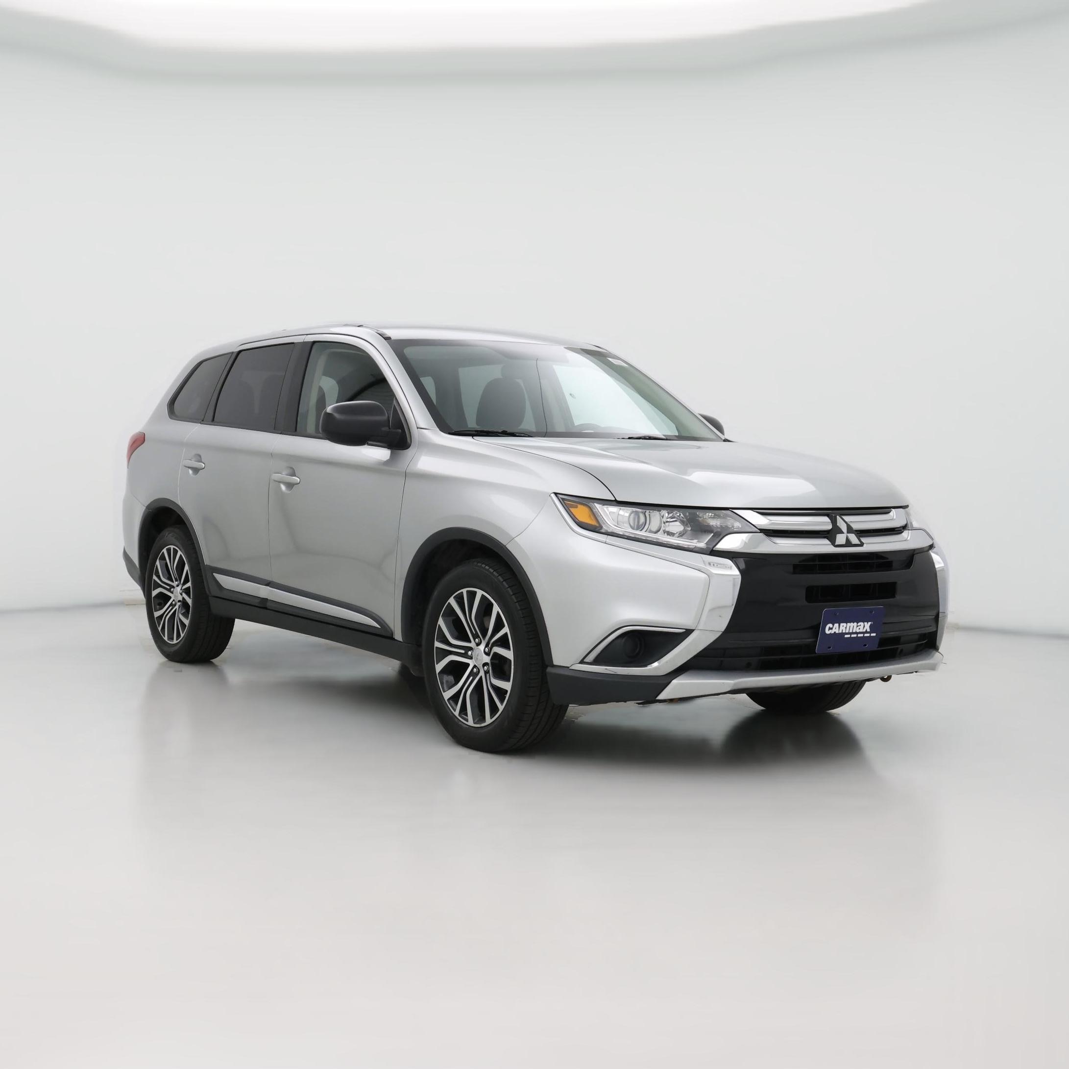 Thumbnail: 2018 Mitsubishi Outlander - 1