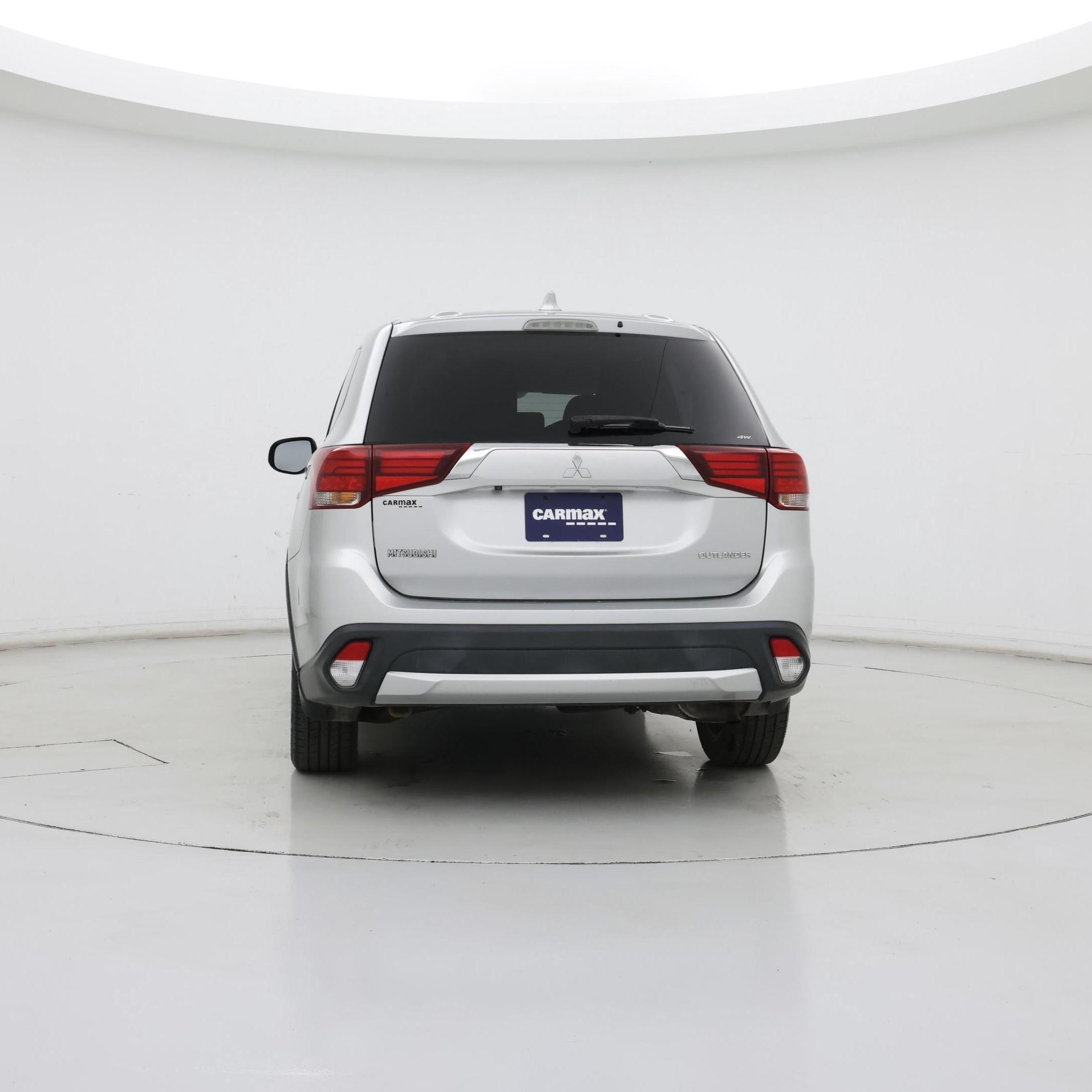 Thumbnail: 2018 Mitsubishi Outlander - 6