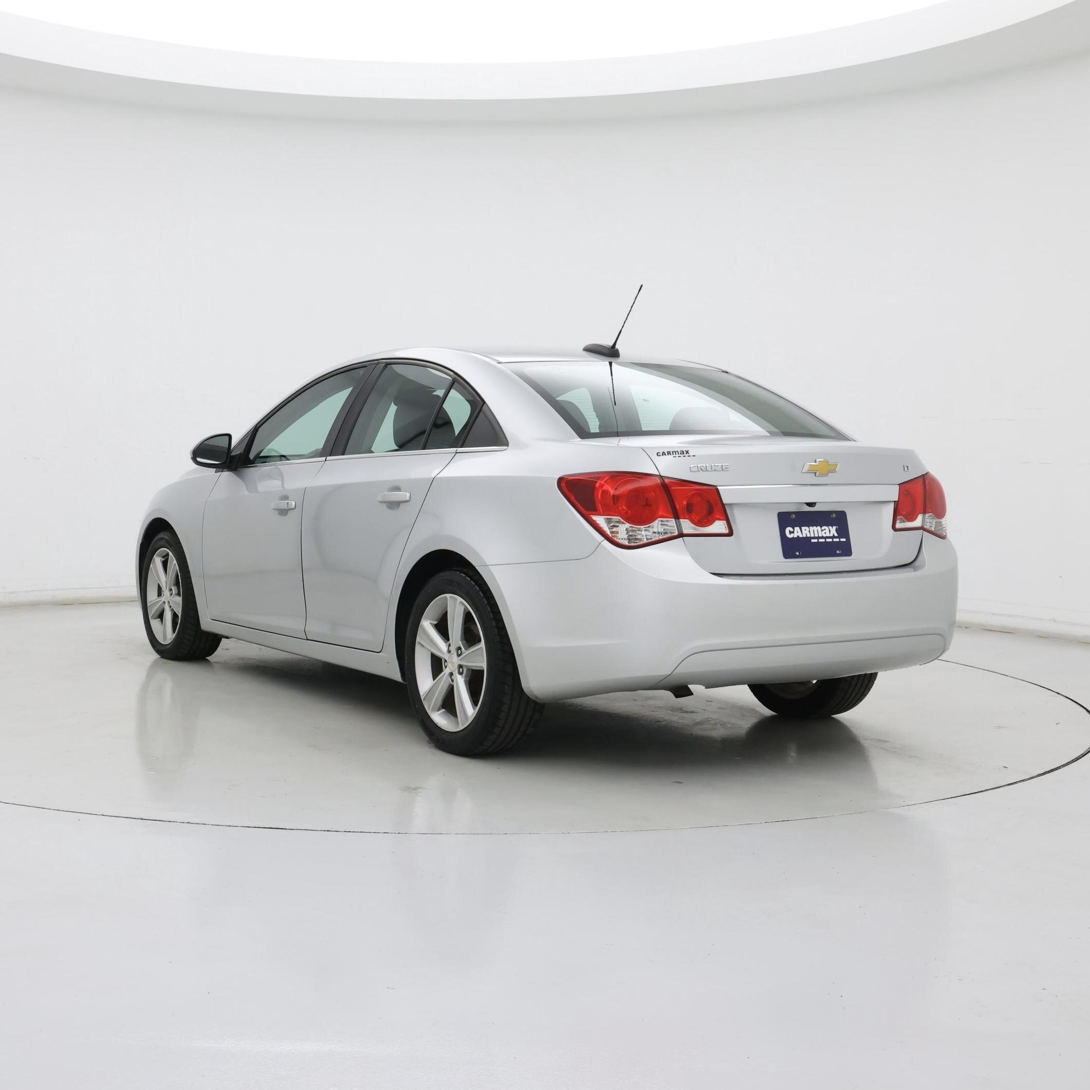 Thumbnail: 2015 Chevrolet Cruze - 2