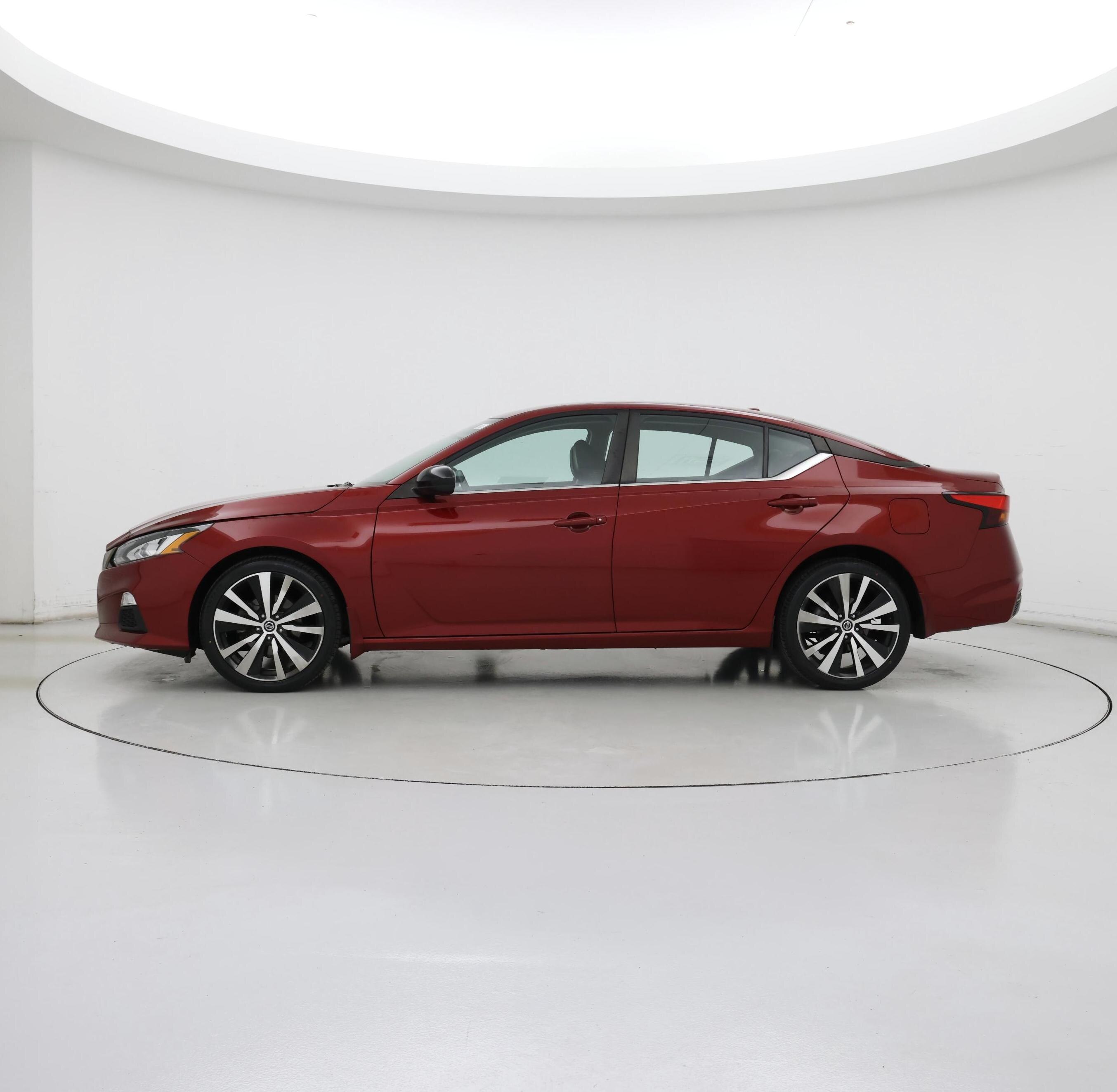 Thumbnail: 2020 Nissan Altima - 3