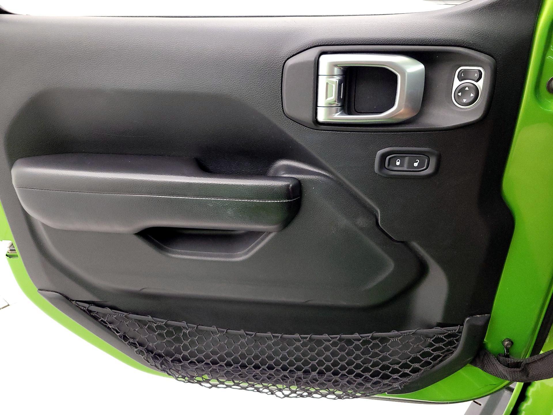 Thumbnail: 2020 Jeep Wrangler - 12