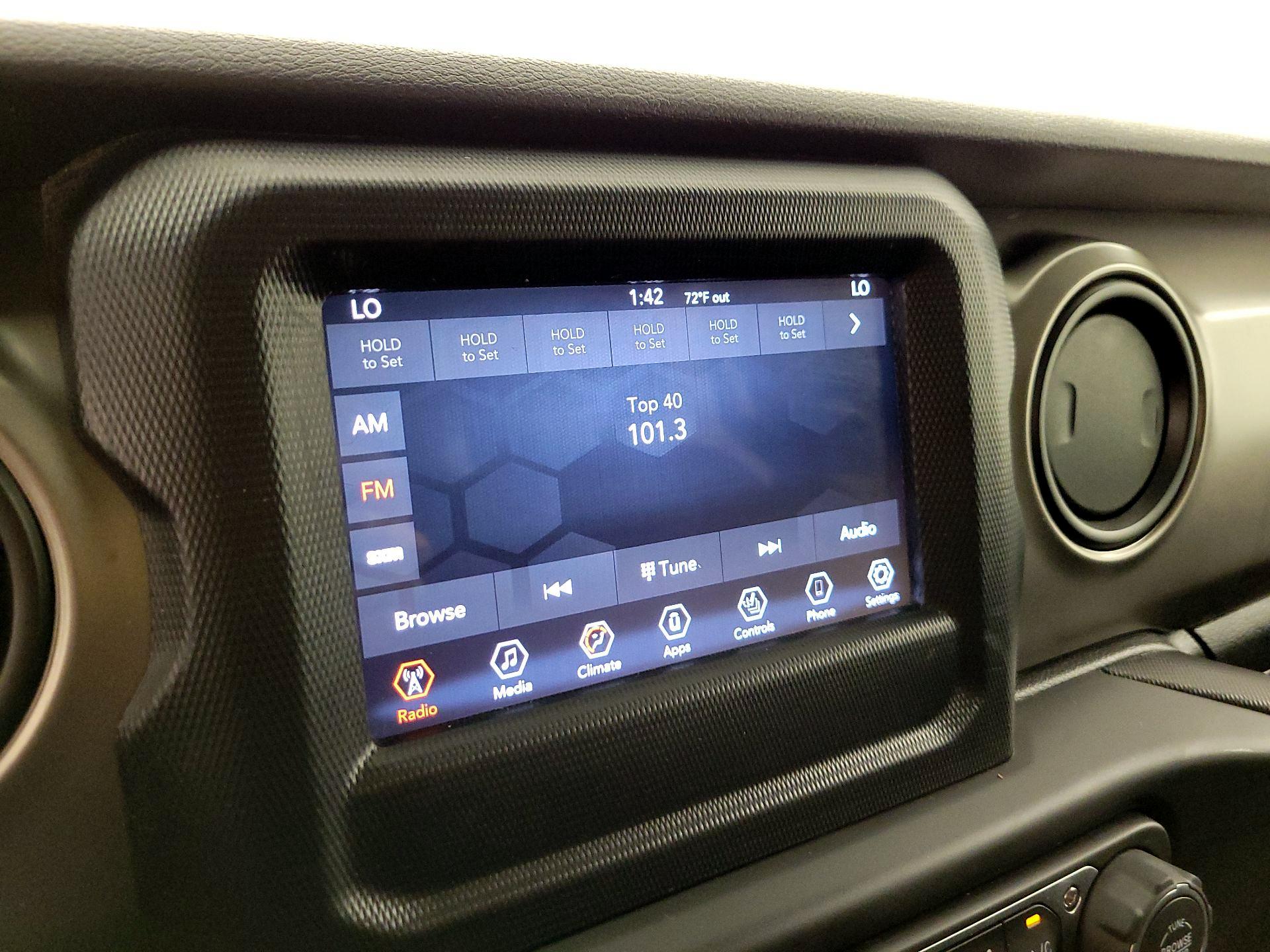 Thumbnail: 2020 Jeep Wrangler - 15