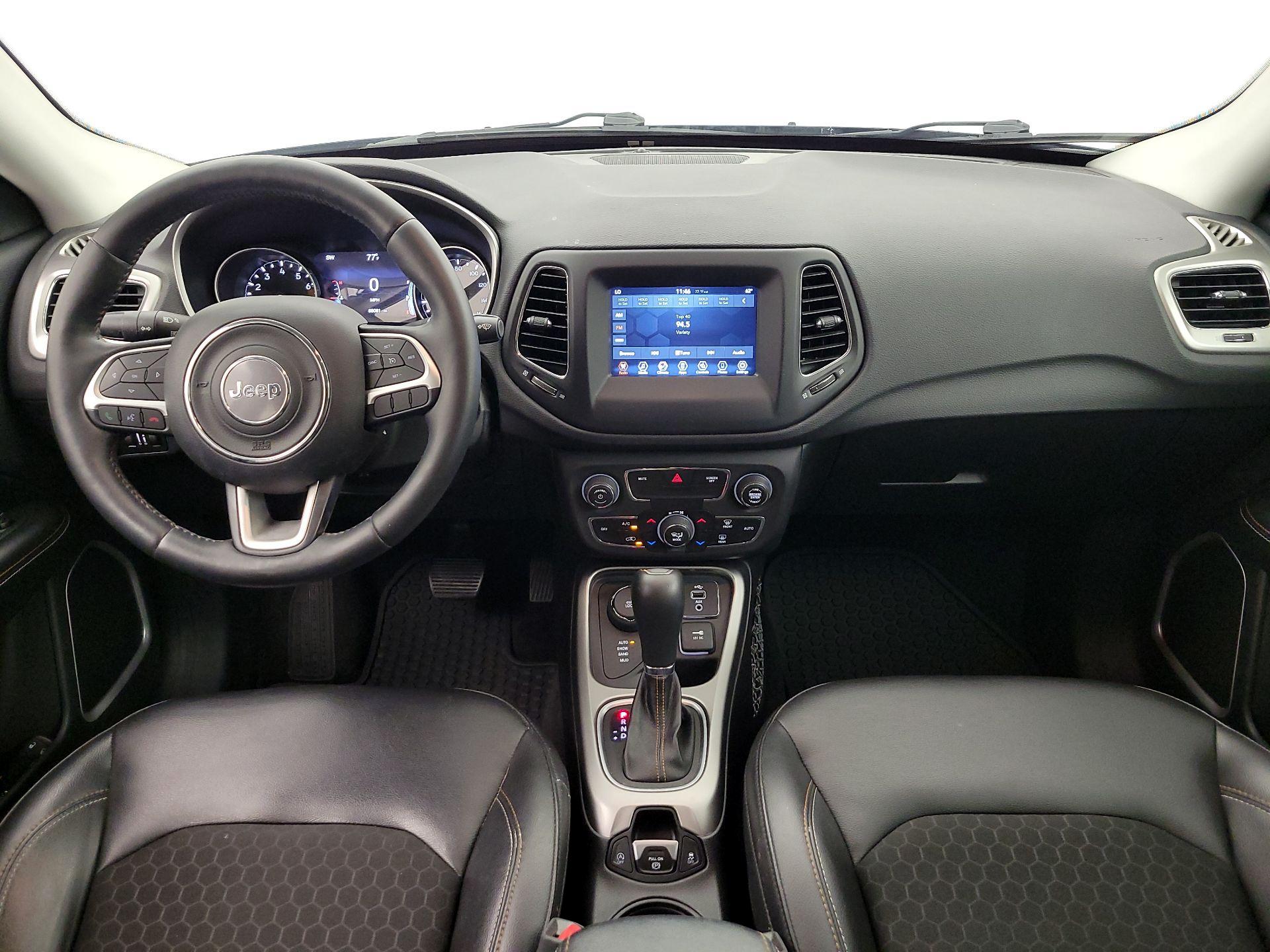Thumbnail: 2018 Jeep Compass - 9