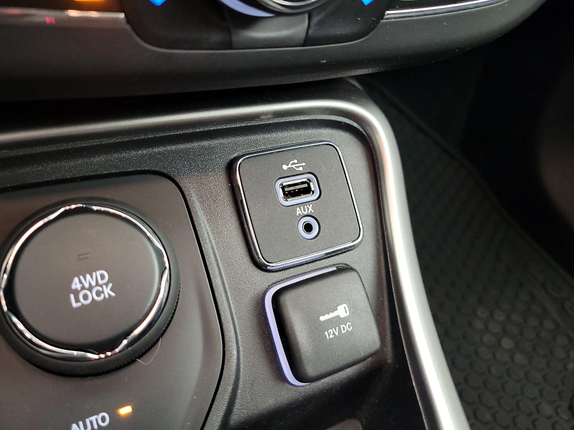 Thumbnail: 2018 Jeep Compass - 18