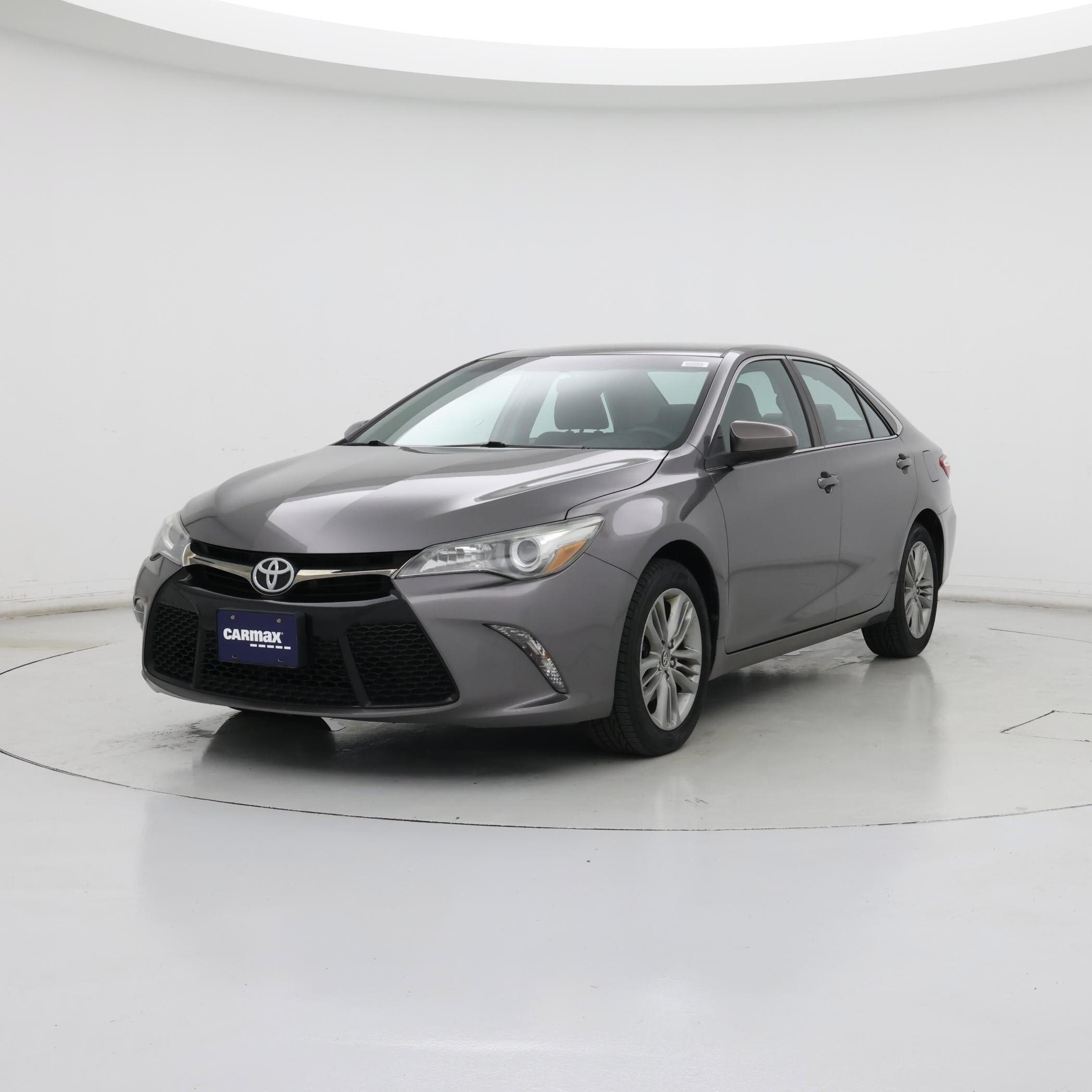 Thumbnail: 2015 Toyota Camry - 4