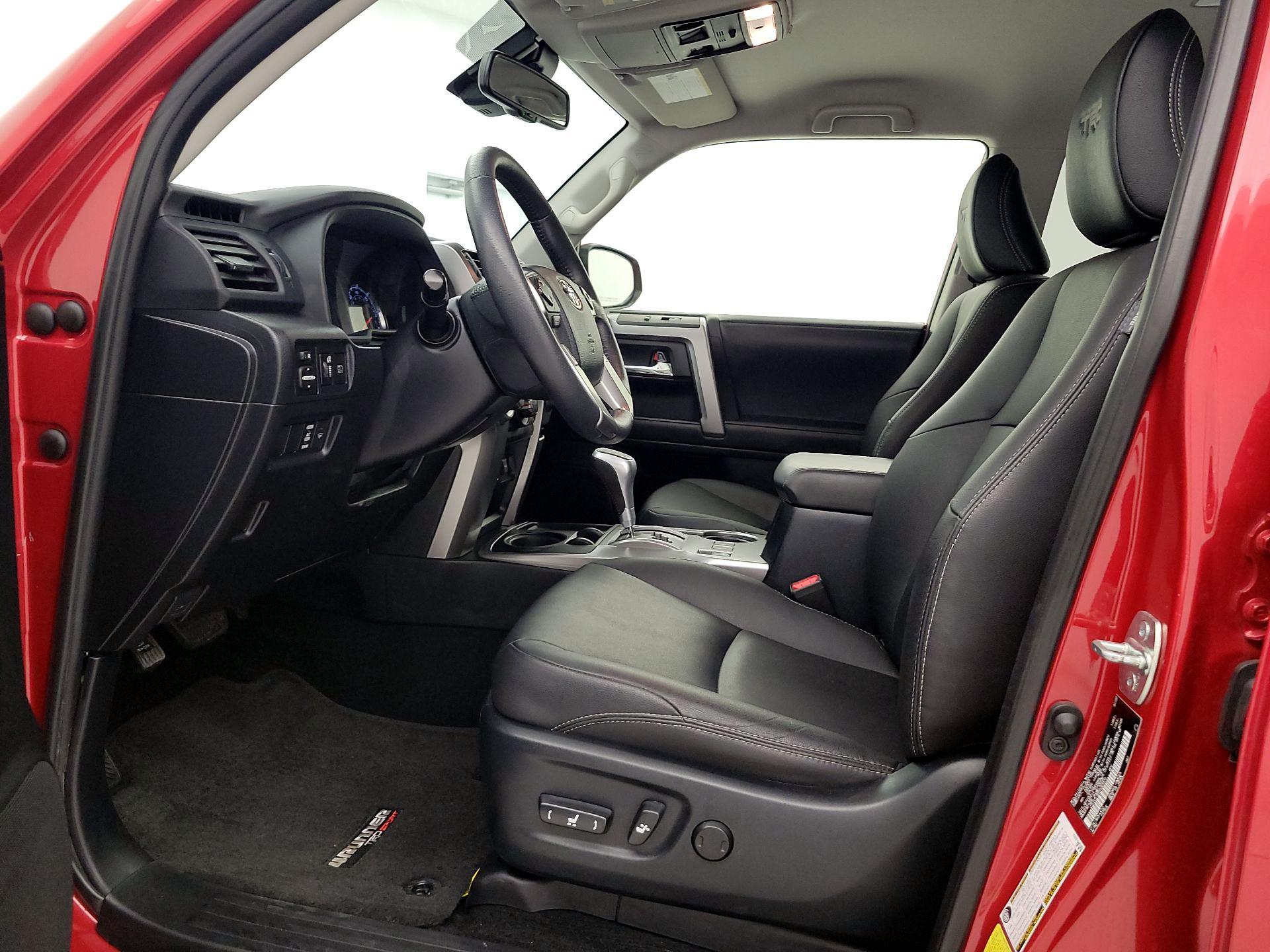 Thumbnail: 2022 Toyota 4Runner - 11