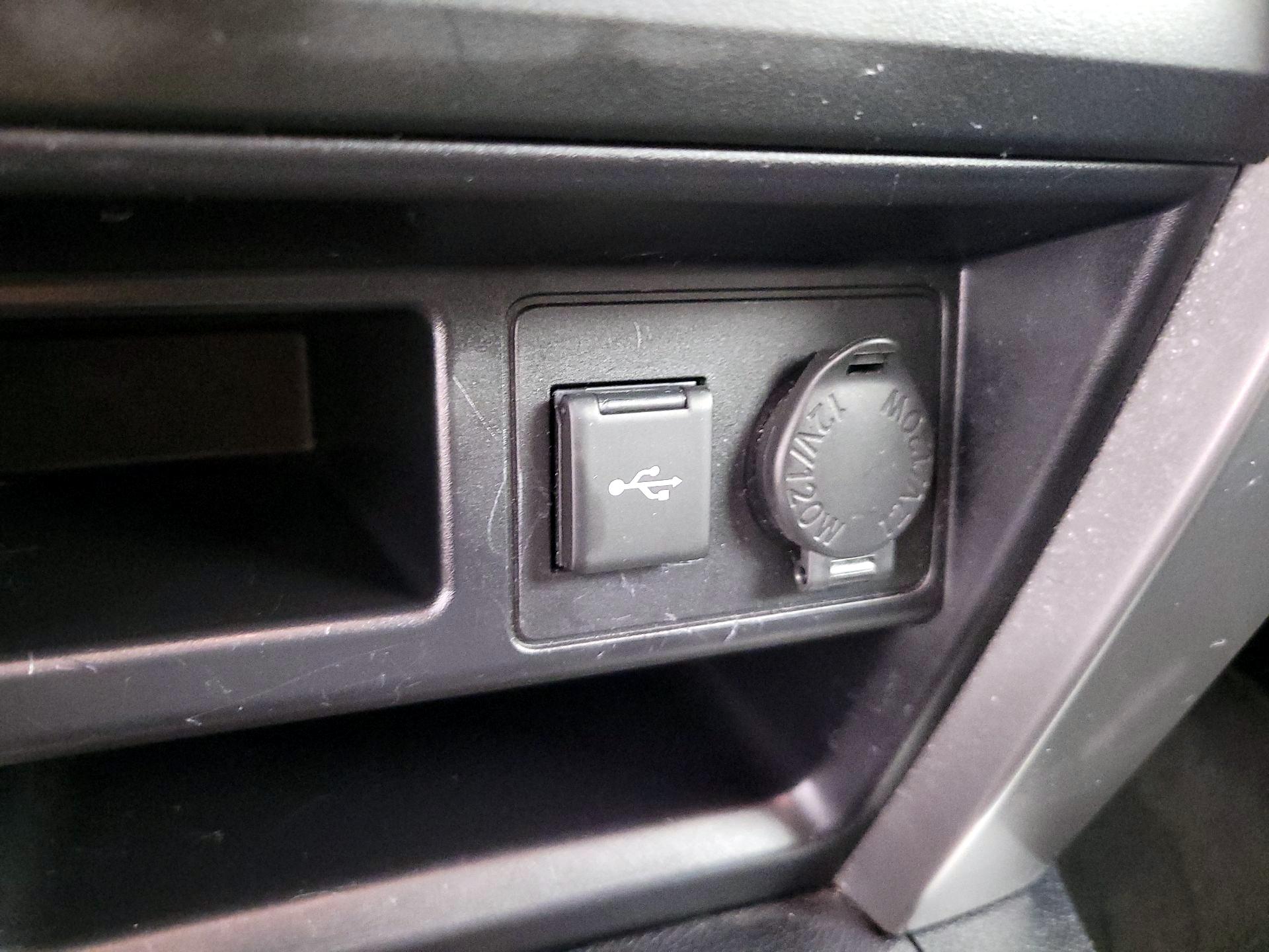 Thumbnail: 2022 Toyota 4Runner - 19