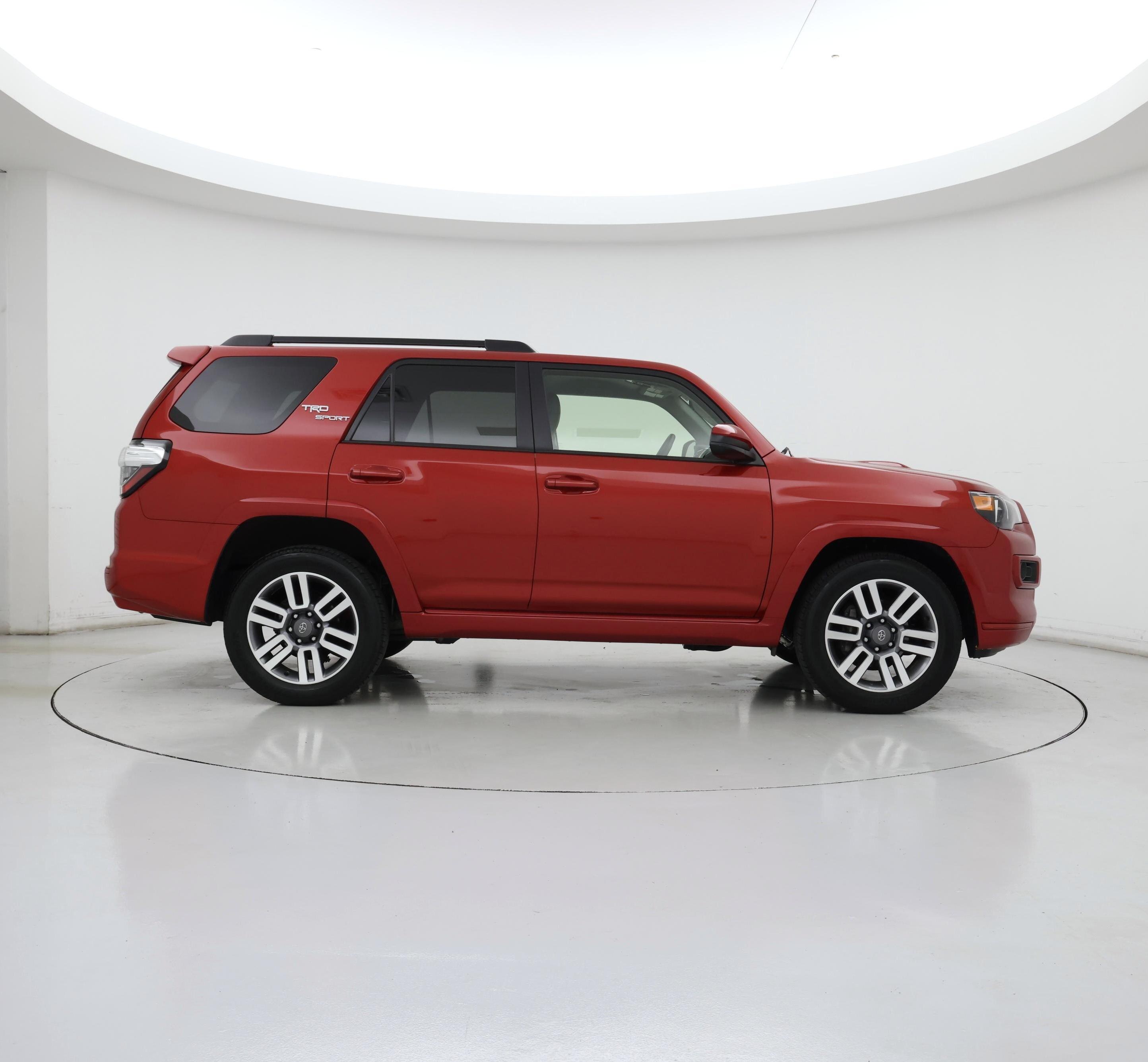 Thumbnail: 2022 Toyota 4Runner - 7