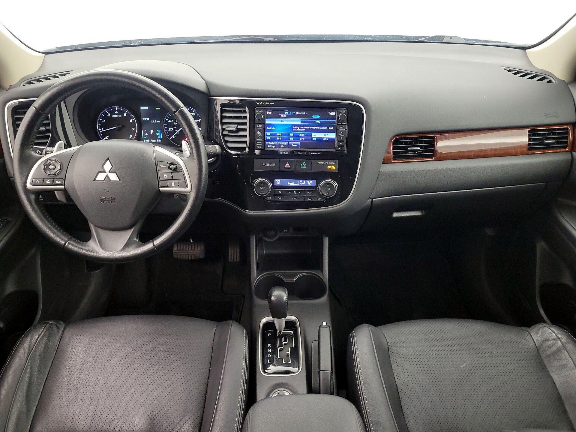 Thumbnail: 2014 Mitsubishi Outlander - 9