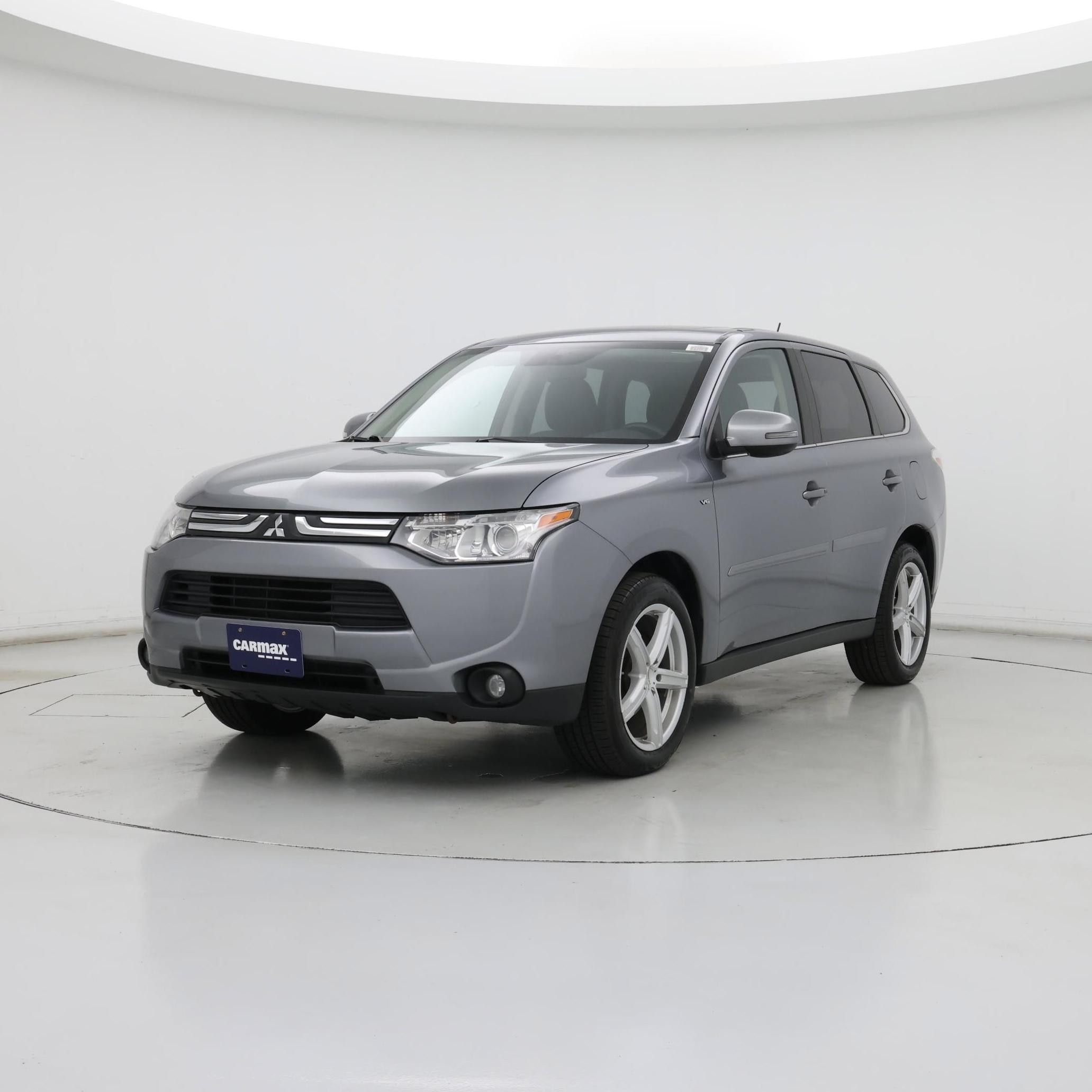 Thumbnail: 2014 Mitsubishi Outlander - 4