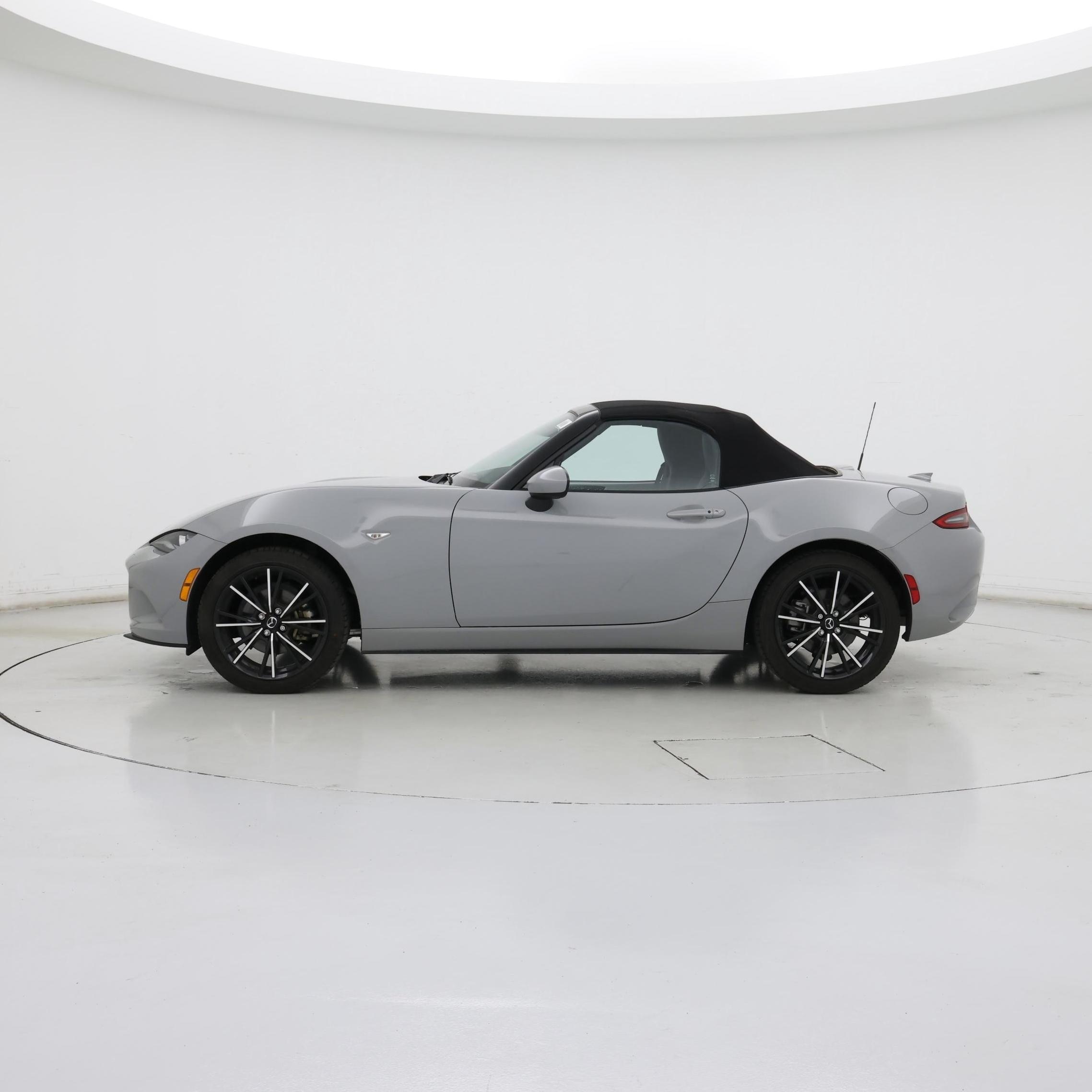 Thumbnail: 2024 Mazda MX-5 Miata - 3