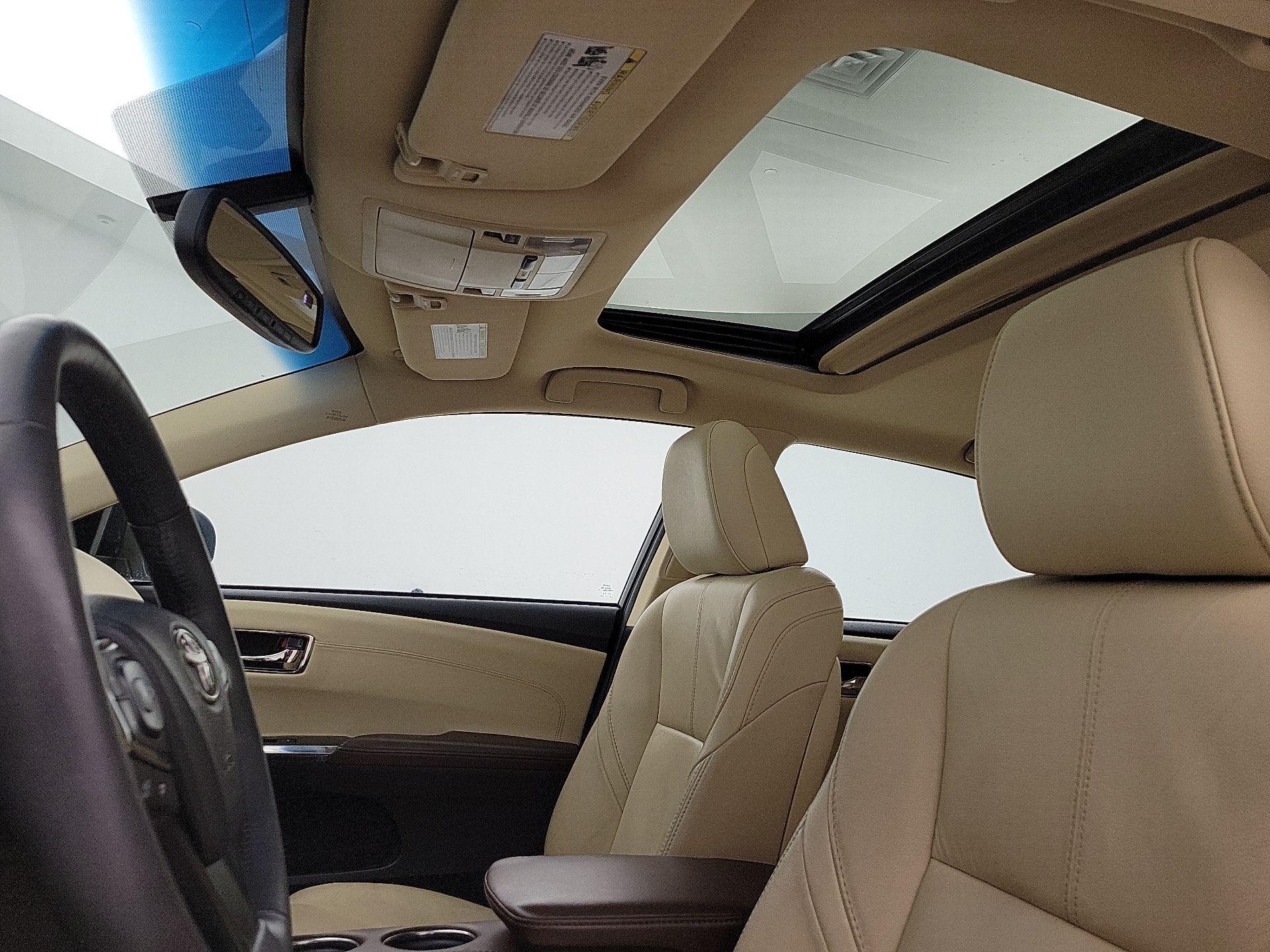 Thumbnail: 2015 Toyota Avalon - 20