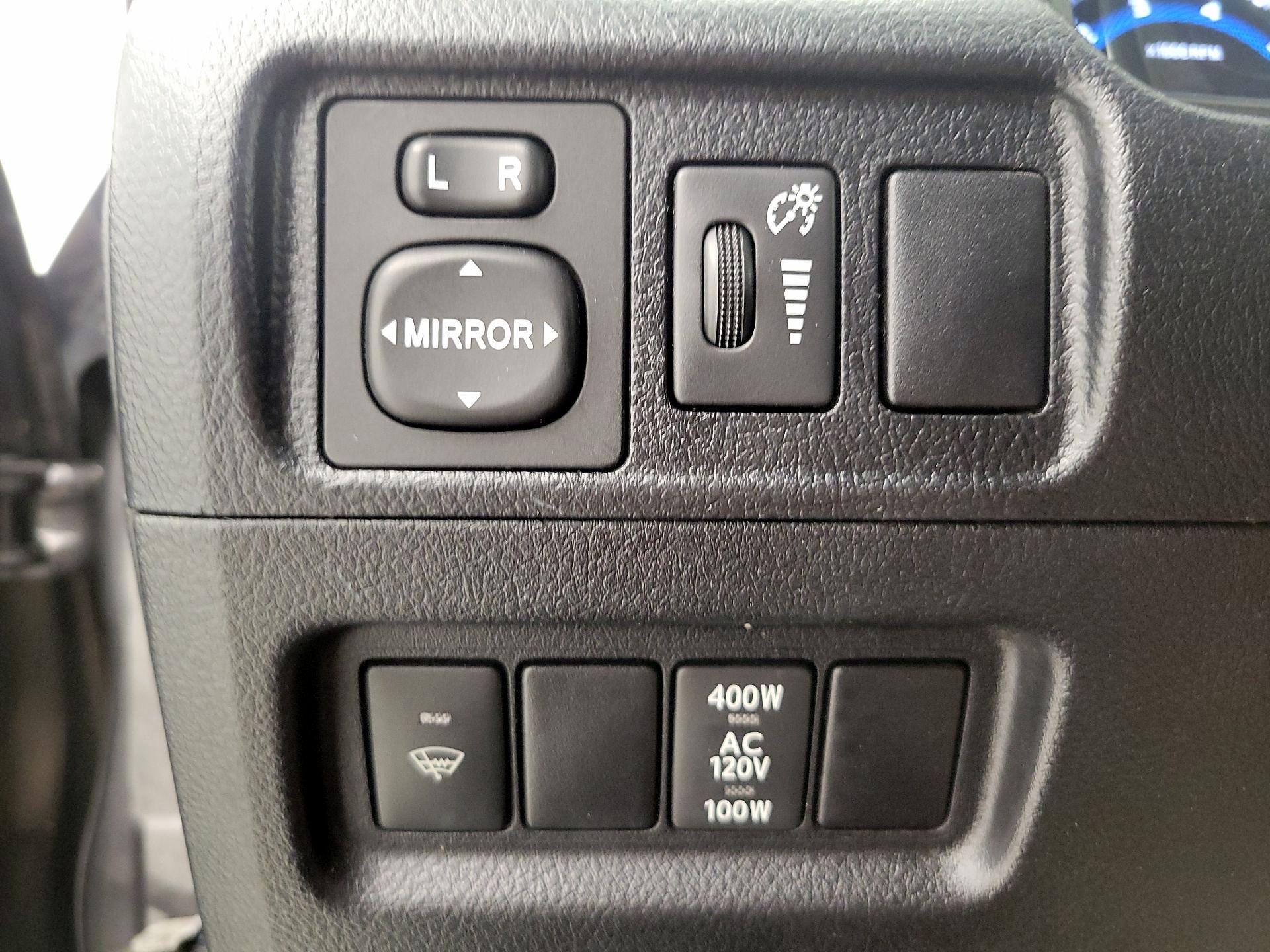 Thumbnail: 2019 Toyota 4Runner - 13