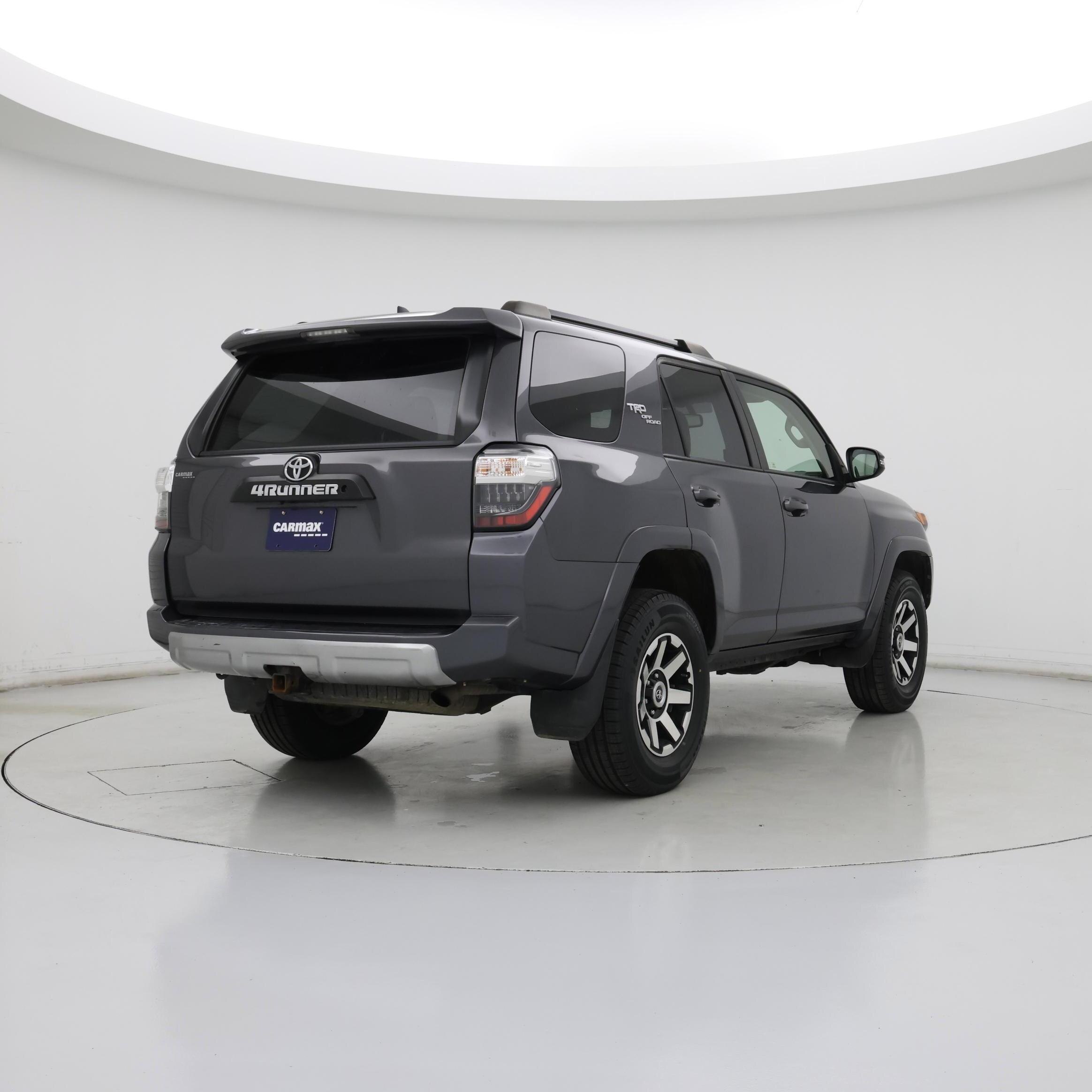 Thumbnail: 2019 Toyota 4Runner - 8