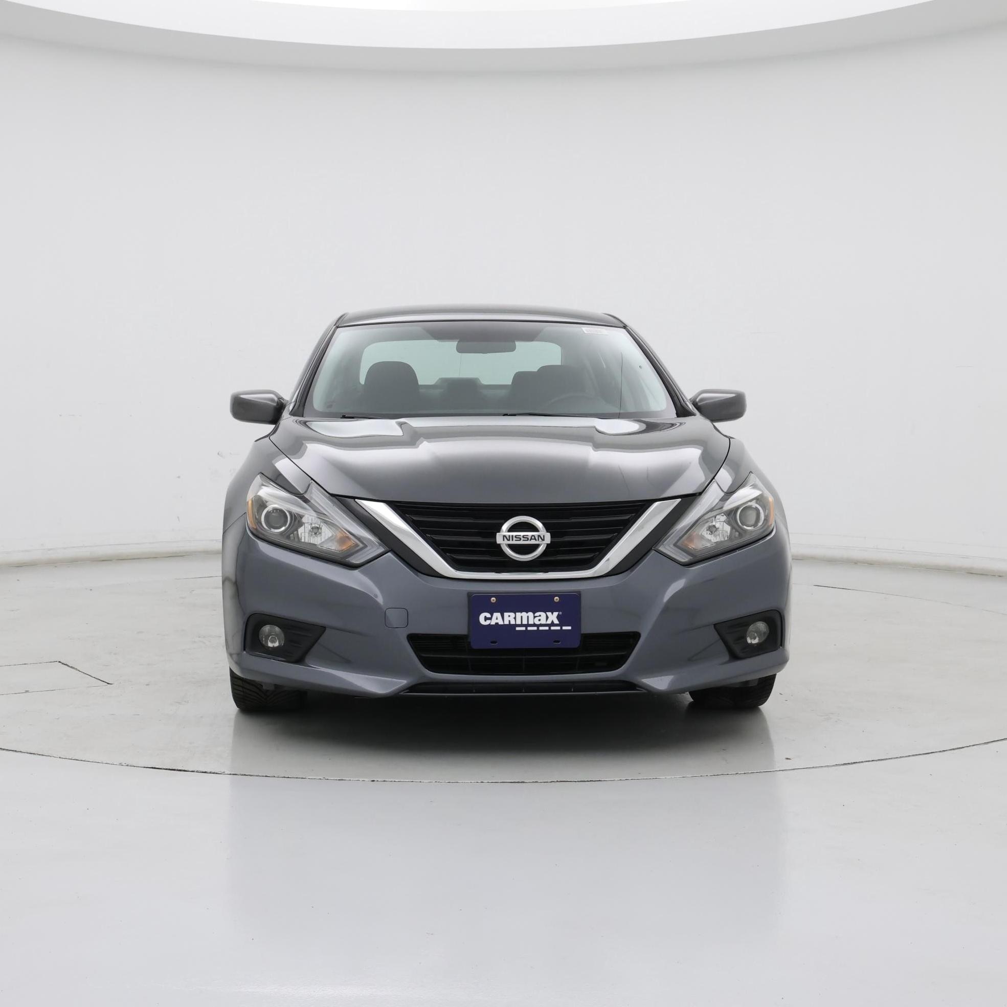 Thumbnail: 2017 Nissan Altima - 5