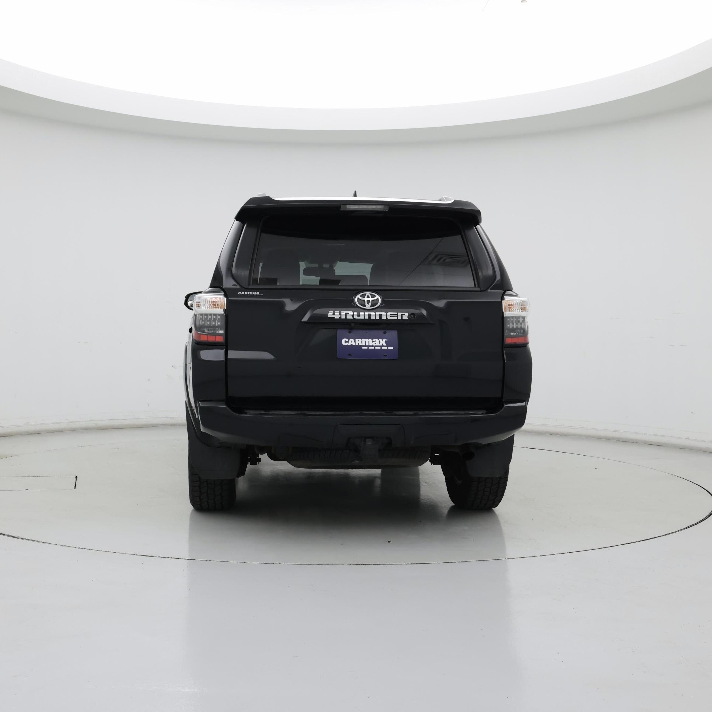 Thumbnail: 2017 Toyota 4Runner - 6