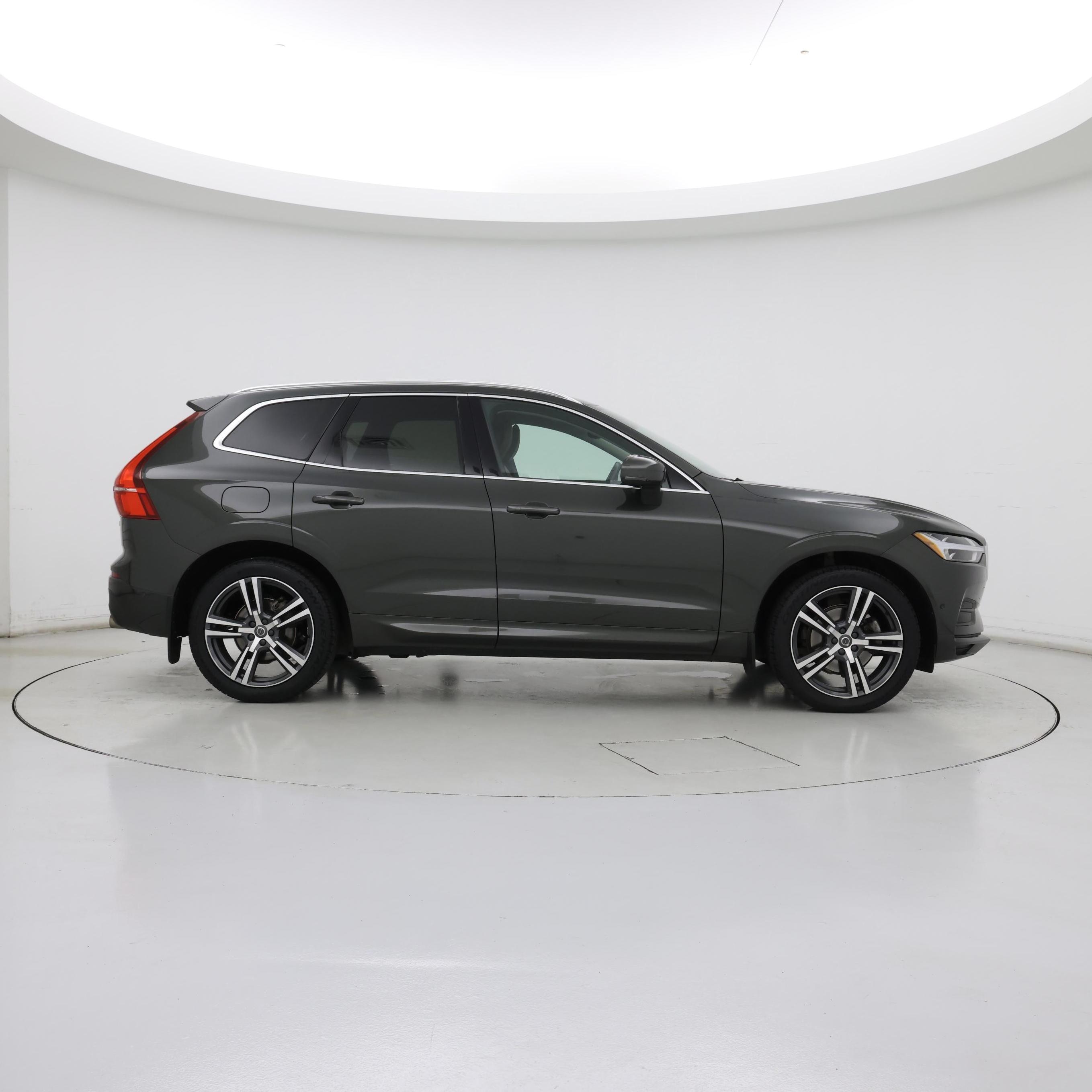 Thumbnail: 2018 Volvo XC60 - 7