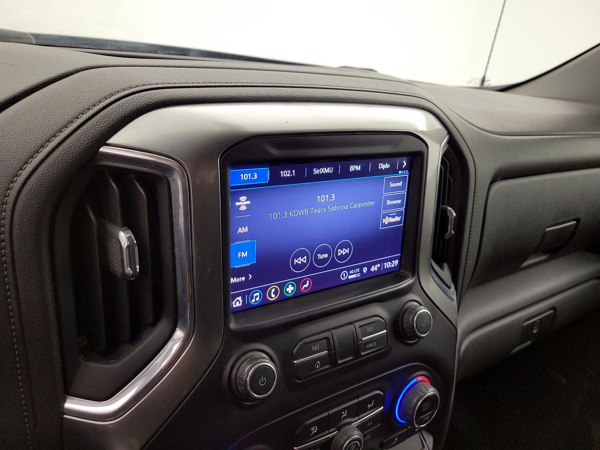 Thumbnail: 2021 Chevrolet Silverado 1500 - 16